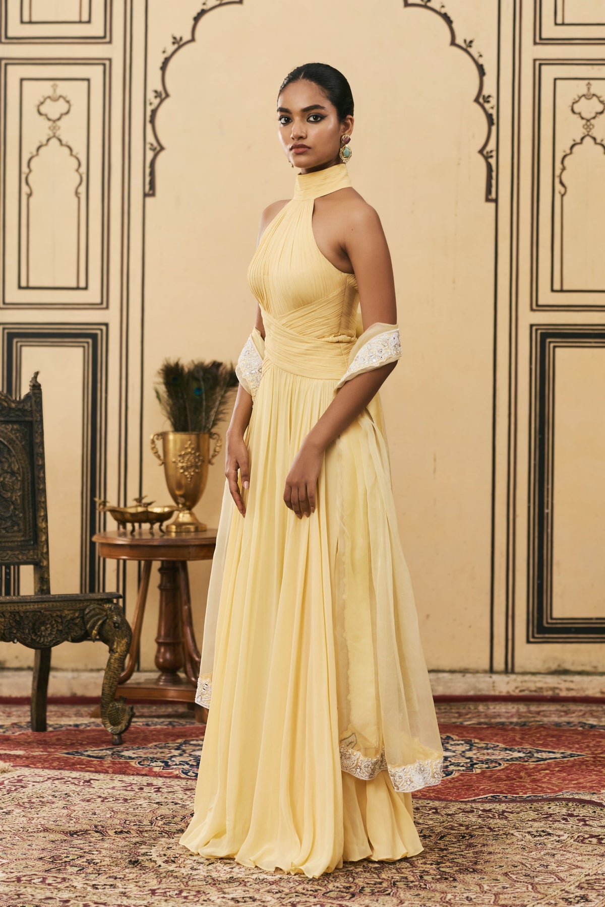 Makhani Gown Set