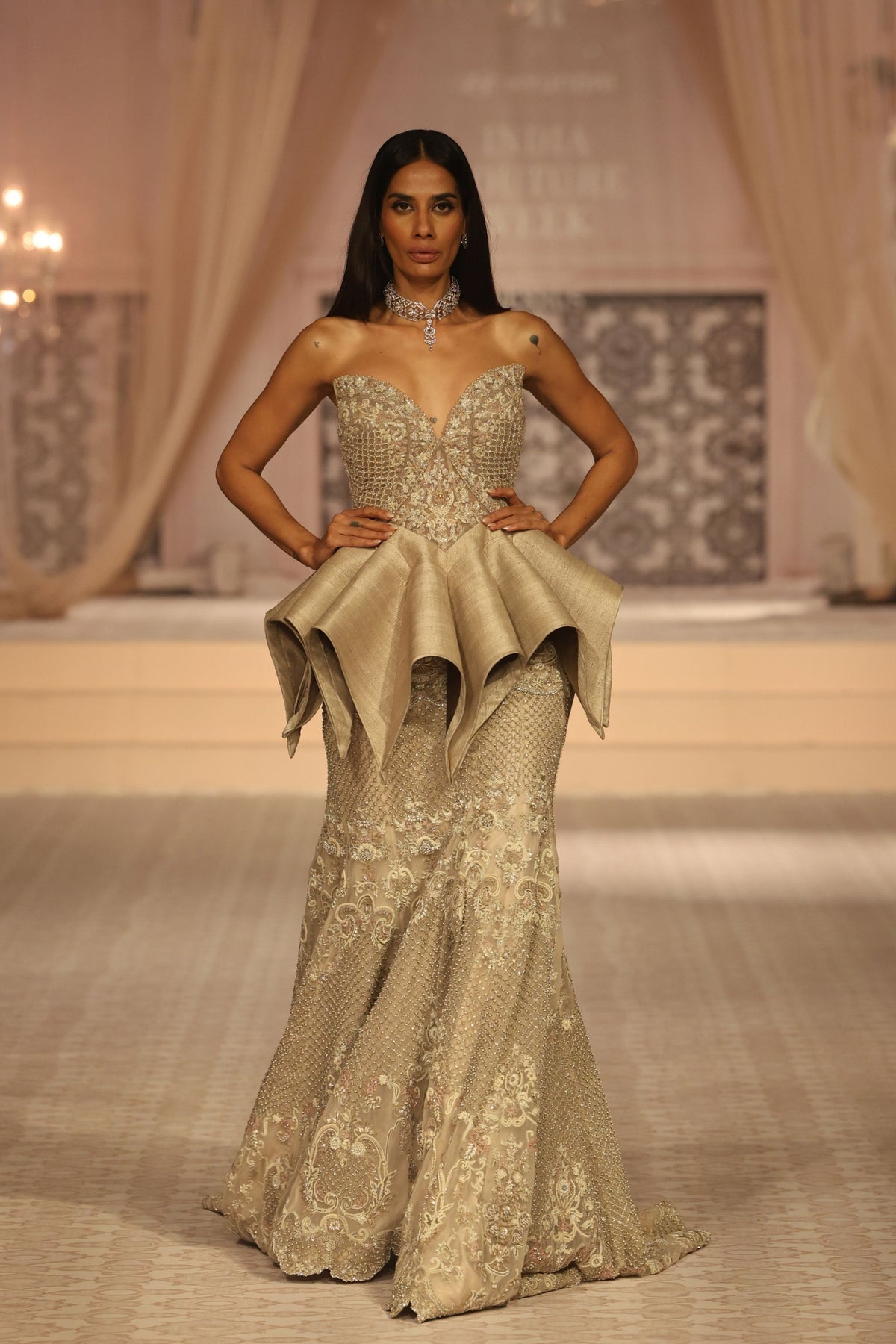 Luma Corset & Luna Lehenga