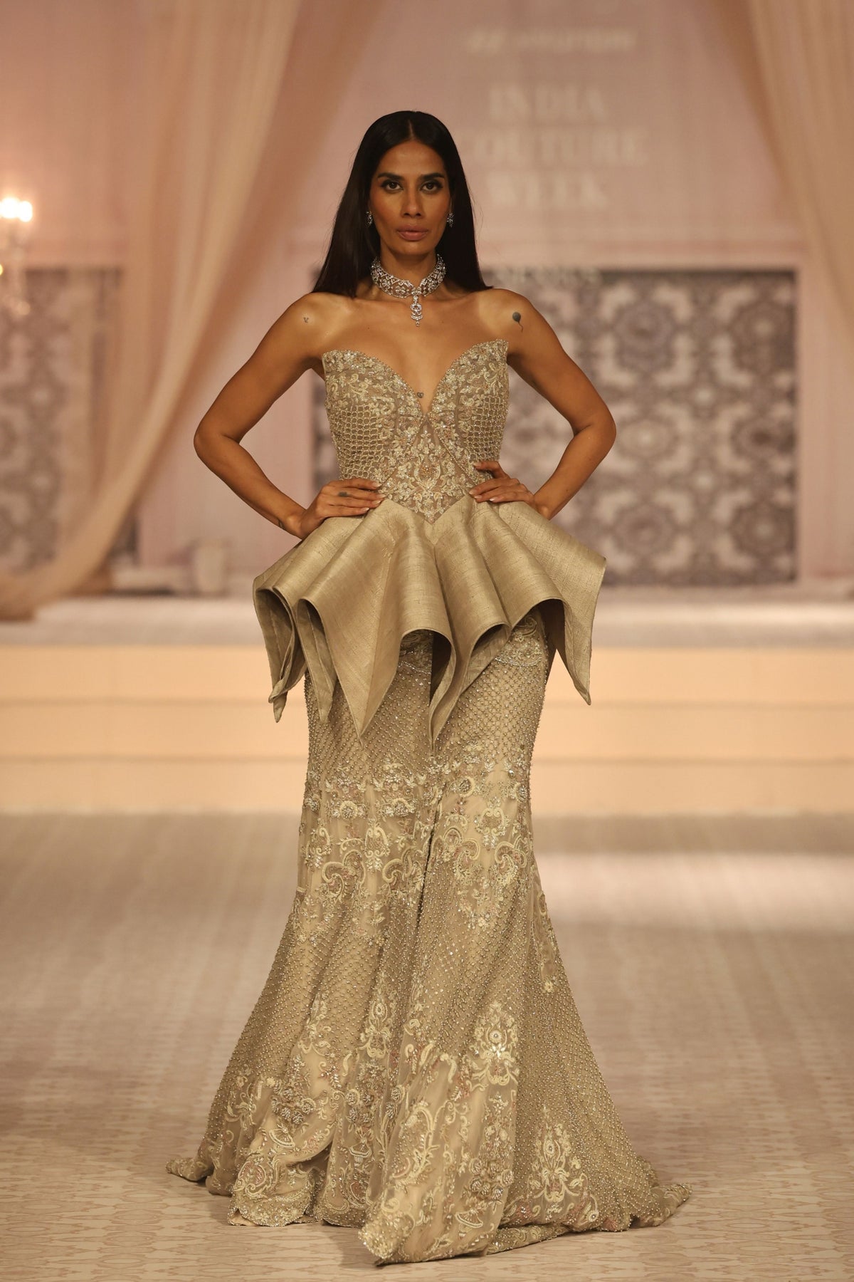 Luma Corset & Luna Lehenga