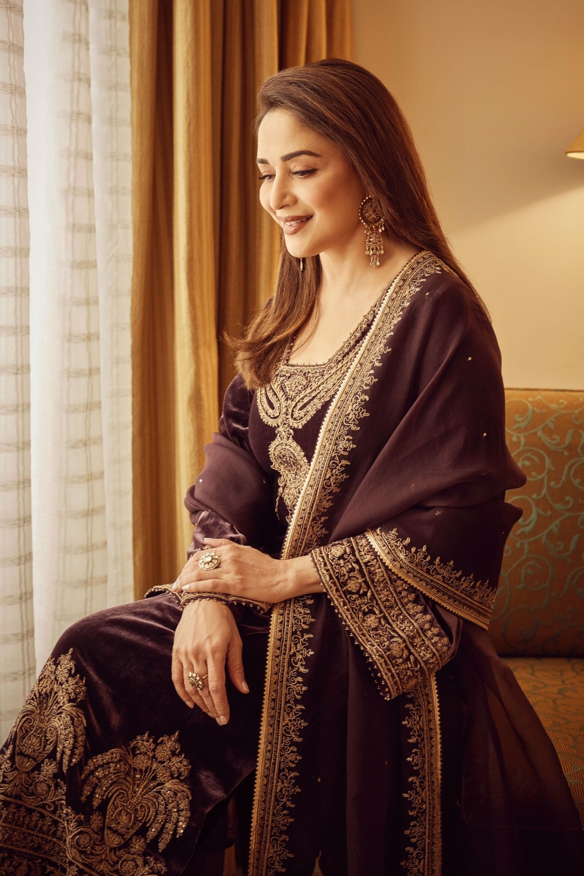 Madhuri Dixit in Jigar Mali