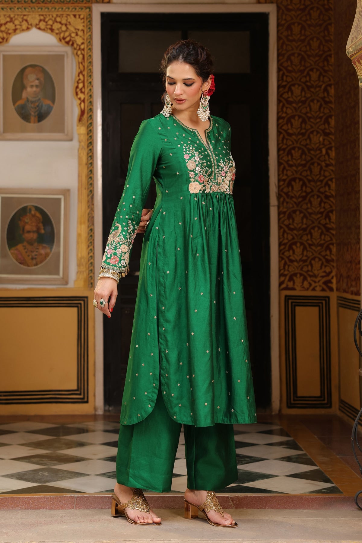 Green Ahista Mayur Kurta Set
