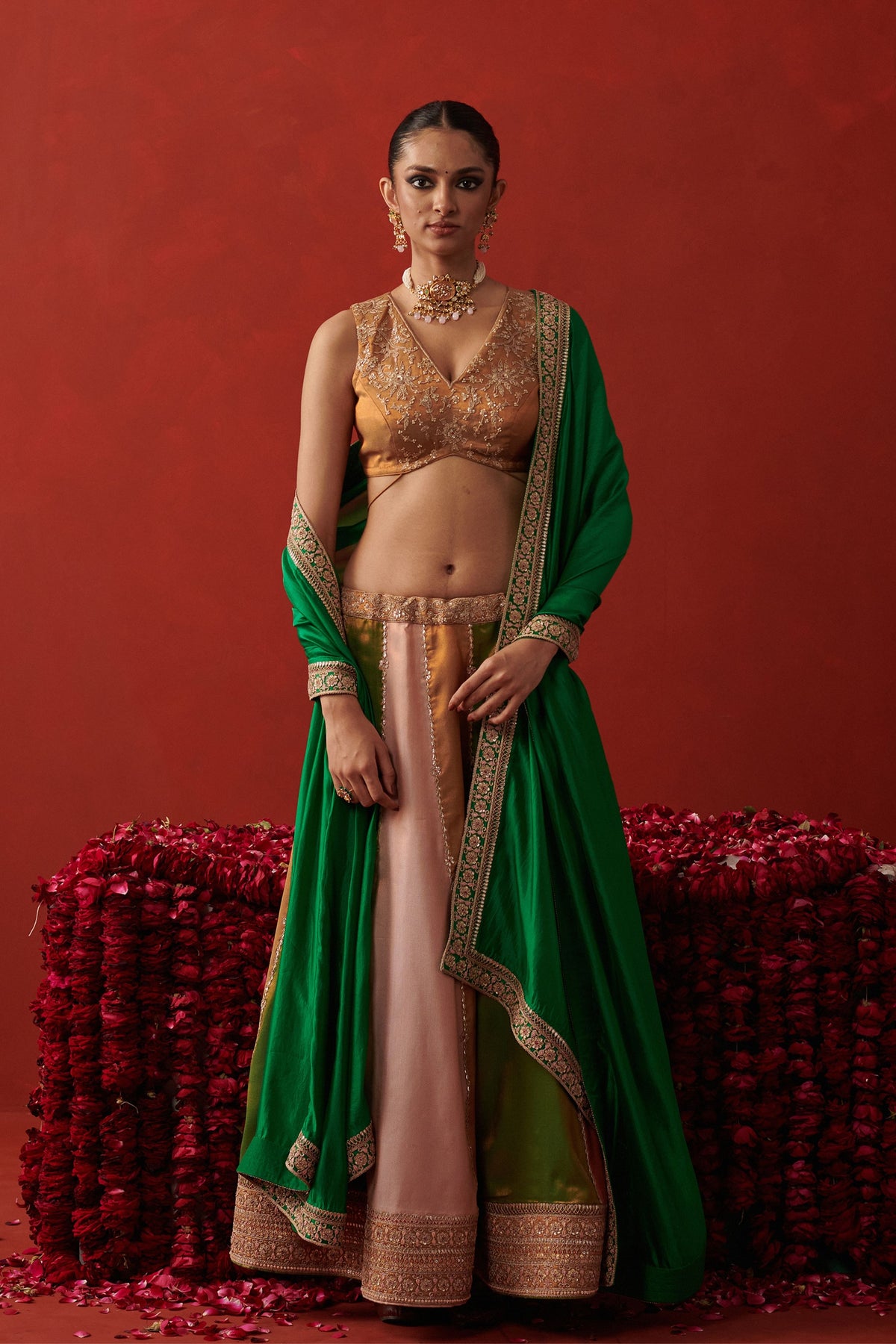 Ishq-e-gul Inara Lehenga Set