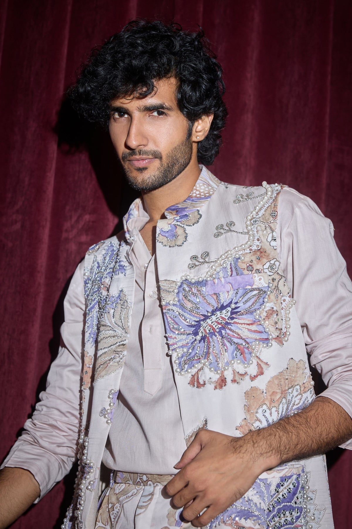 Nabeel Embroidered Bandi