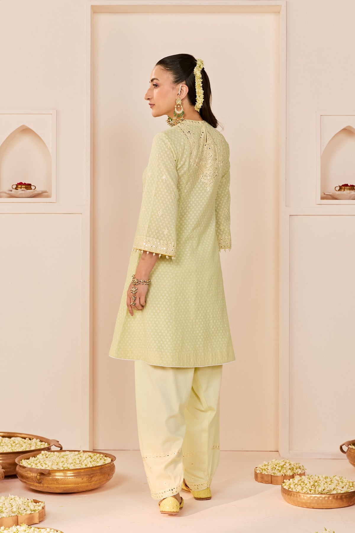 Nida Mint Green Short Choga Set