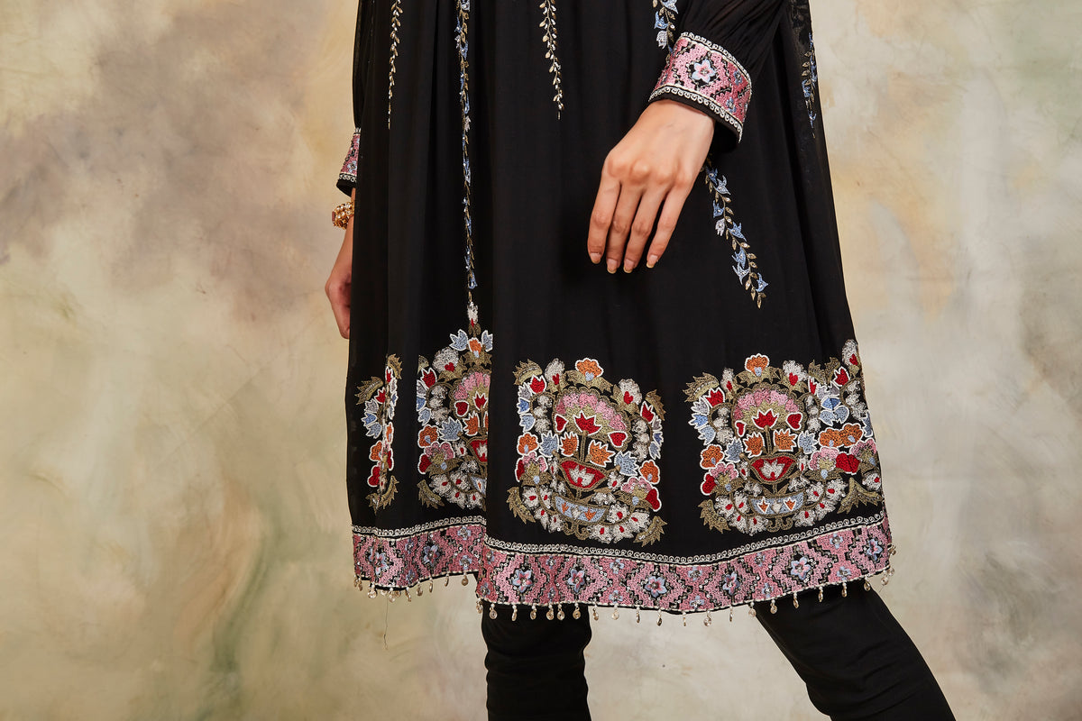 Black resham kurta set