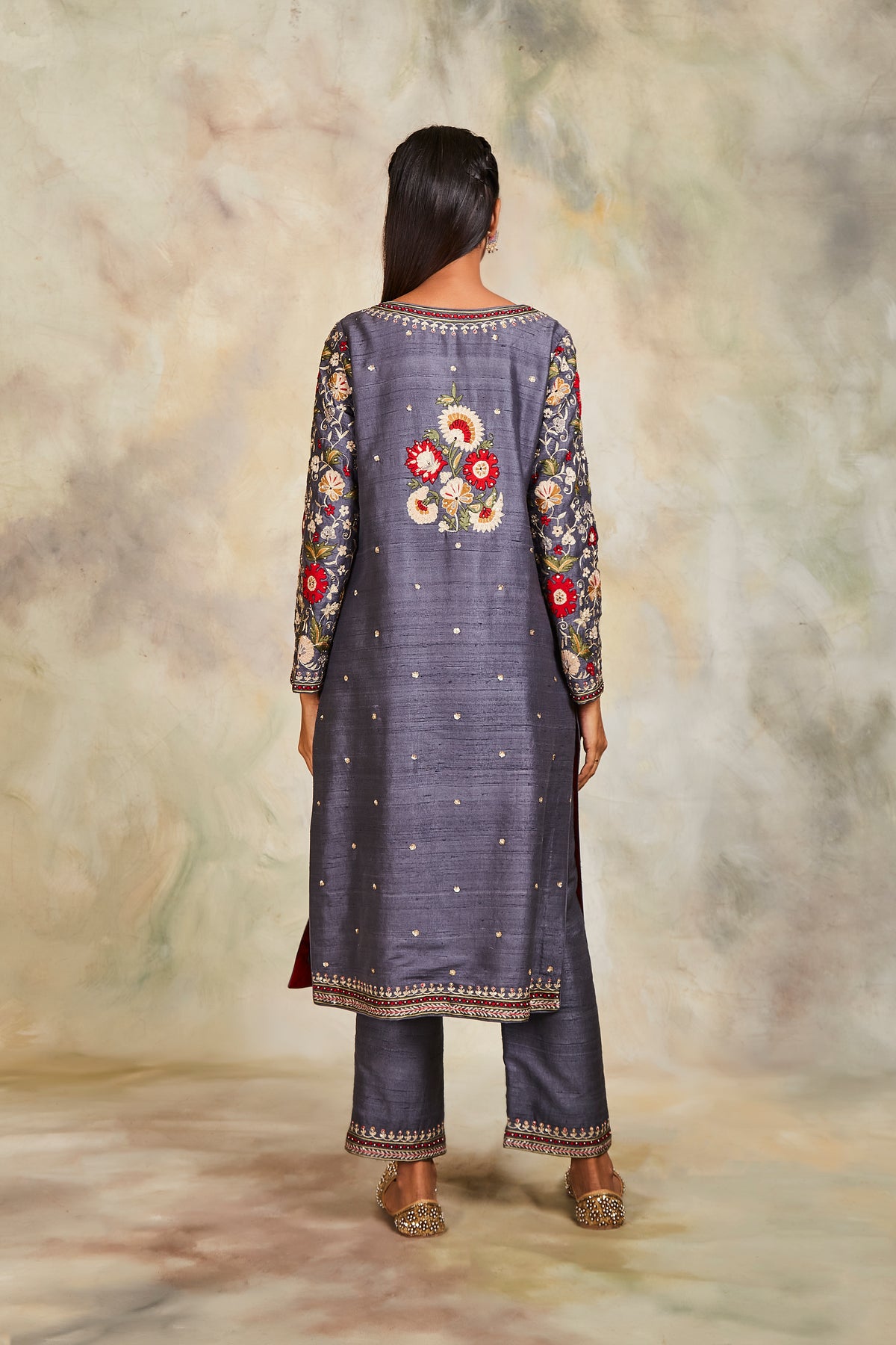 Zari embroidered grey kurta set