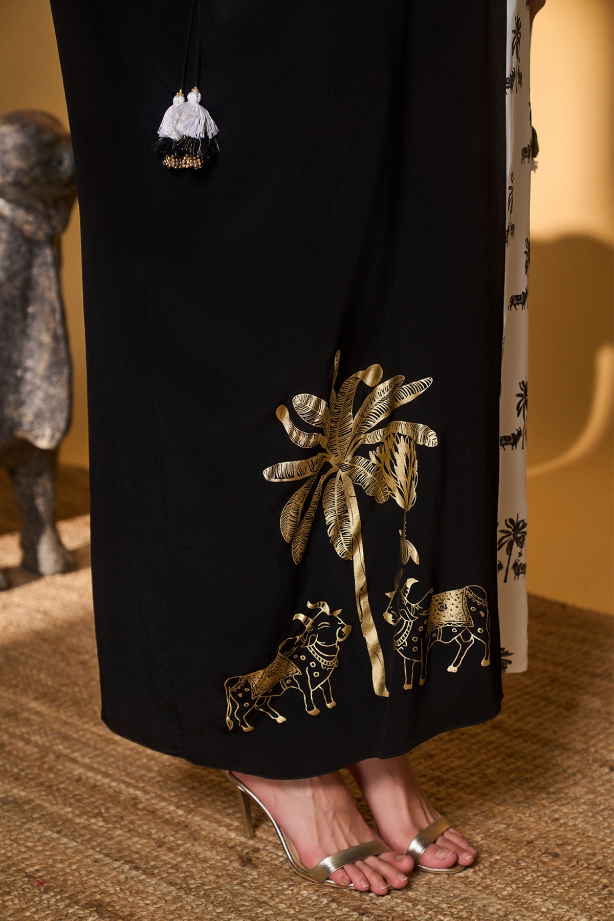 Black White Tropical Nandi Kaftan
