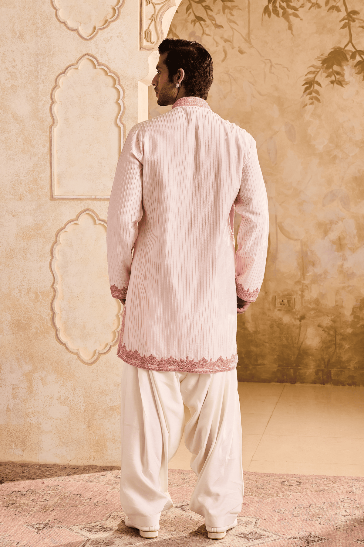 Embroidered Pink Kurta Set