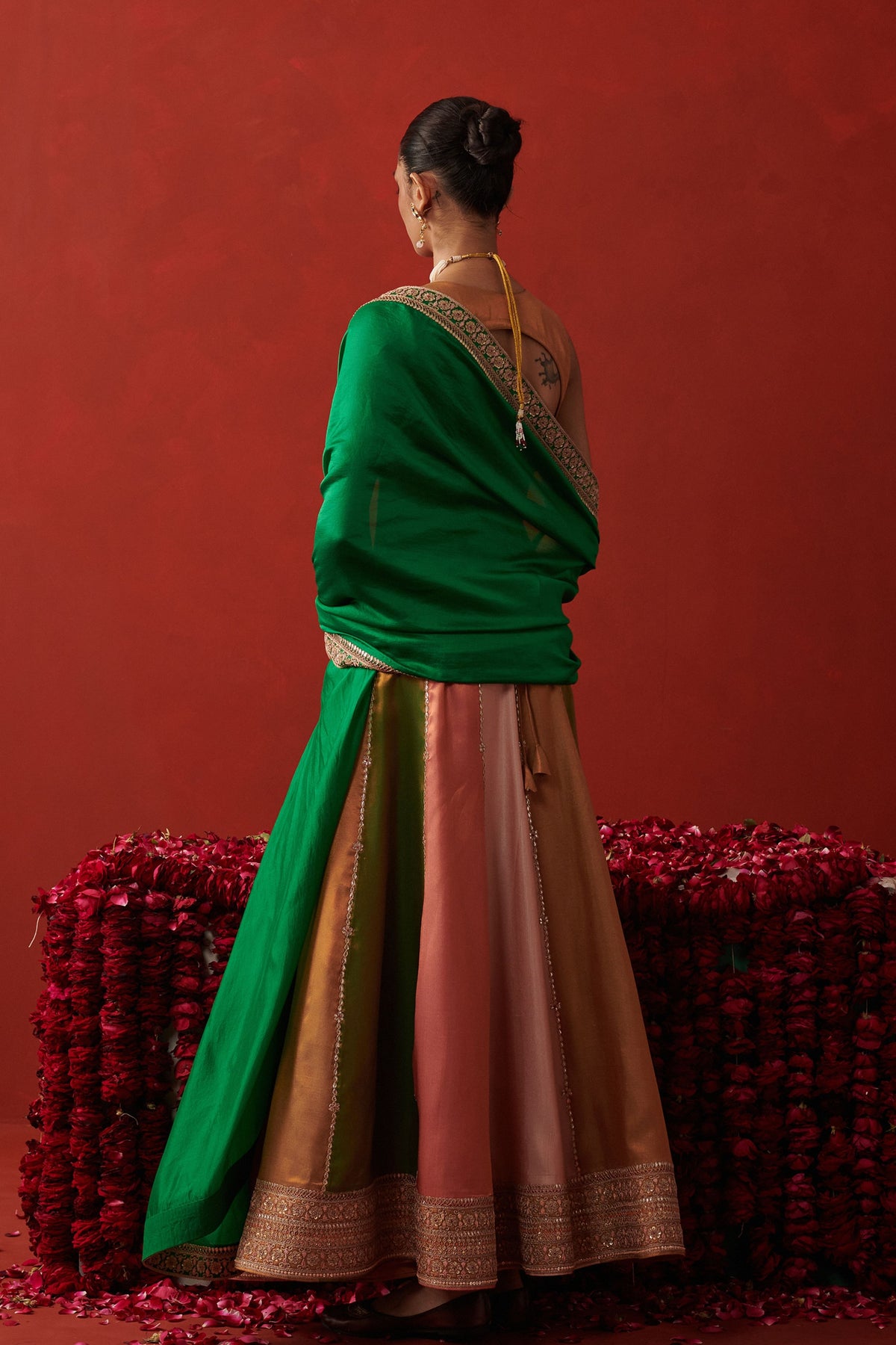 Ishq-e-gul Inara Lehenga Set