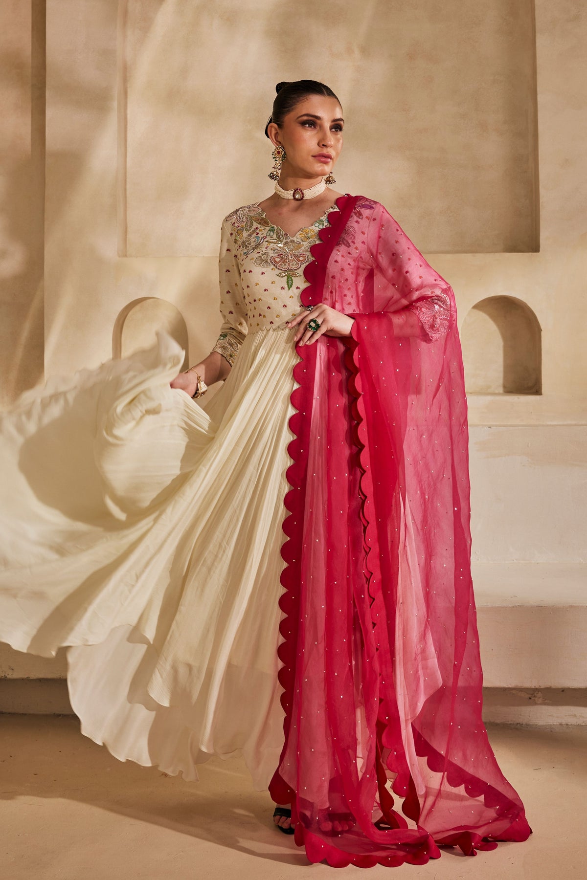 Gulabi Anarkali Set