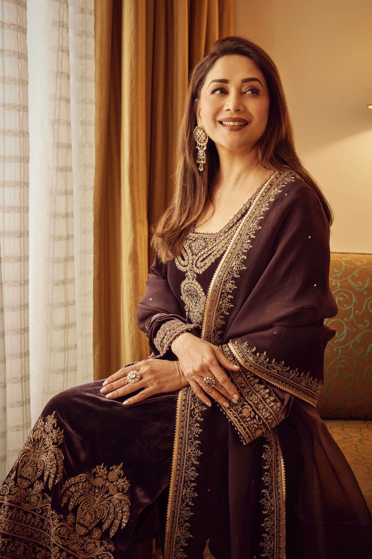 Madhuri Dixit in Jigar Mali
