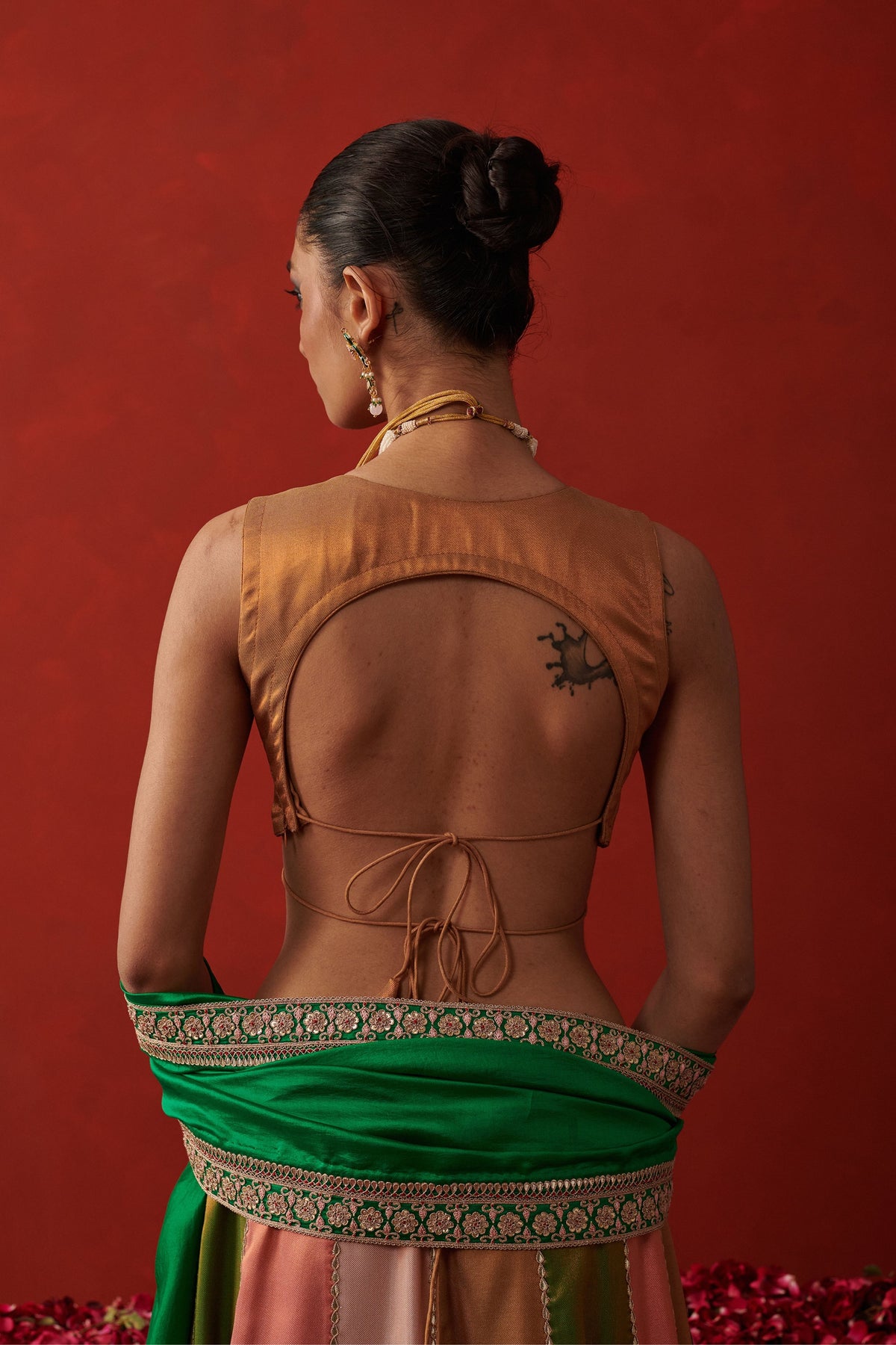 Ishq-e-gul Inara Lehenga Set