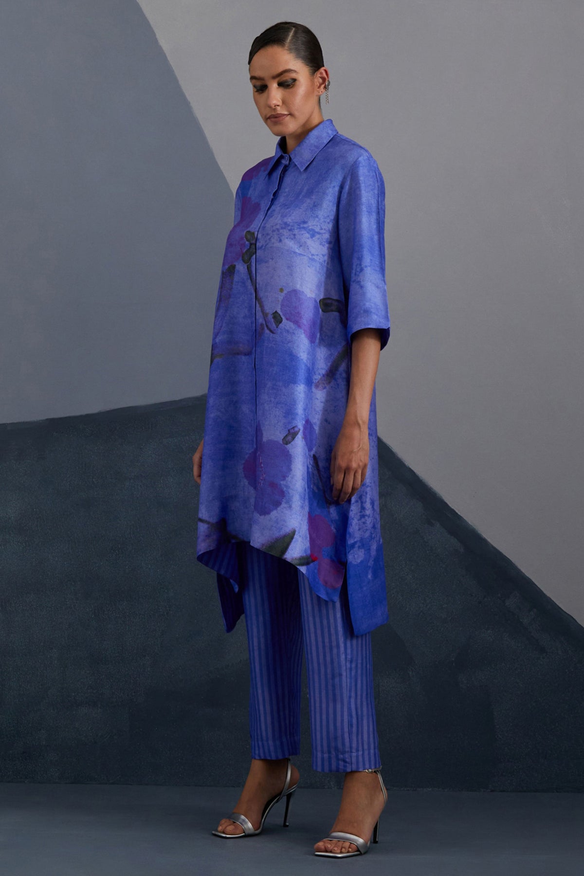 Vineyard Blue Tunic Set