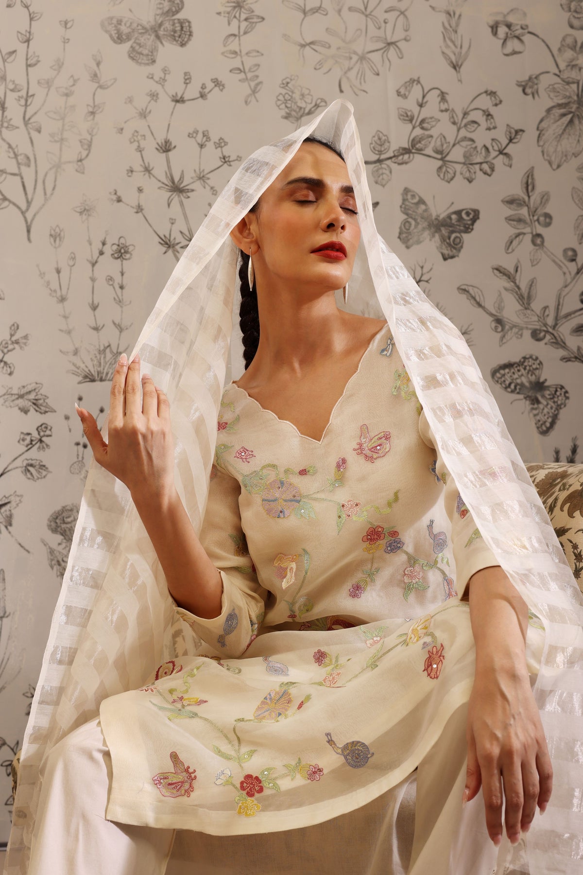 Mahohara Kurta Set