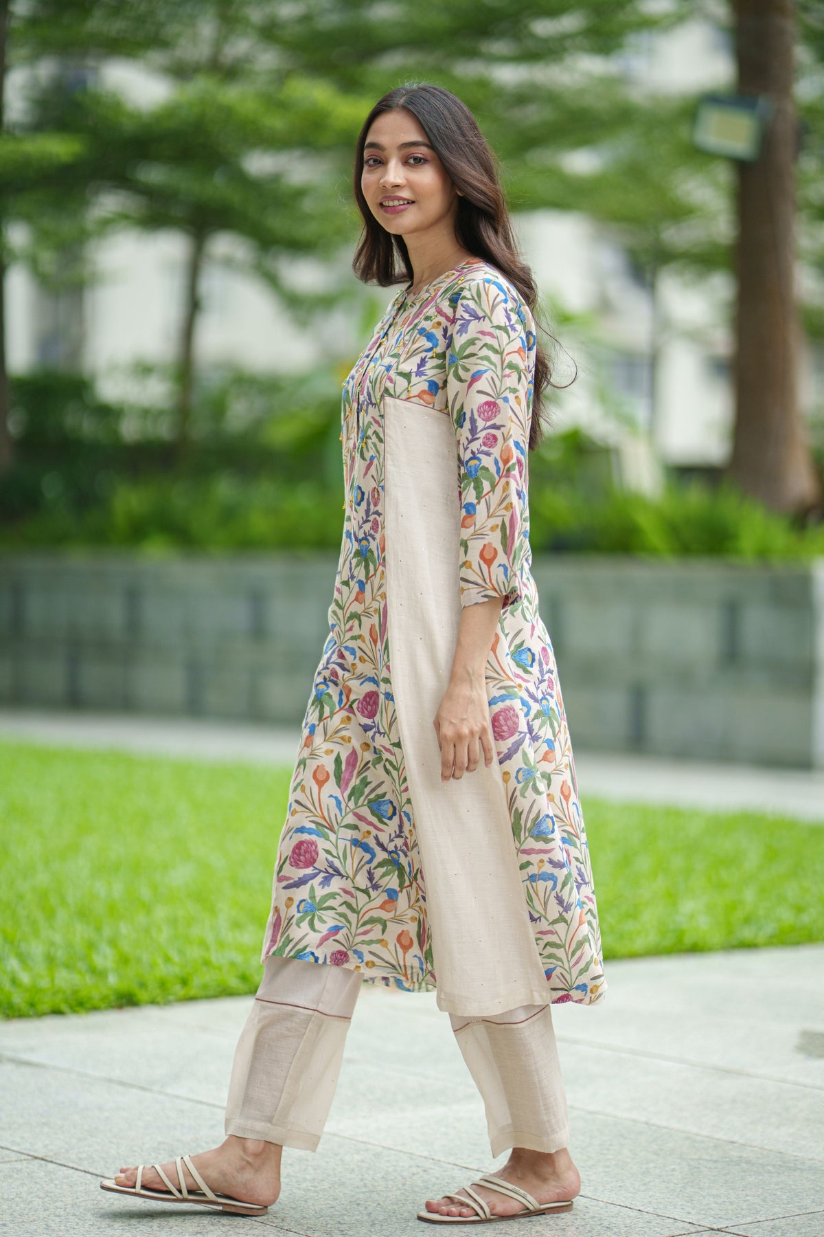 Tulip Cream Kurta Set