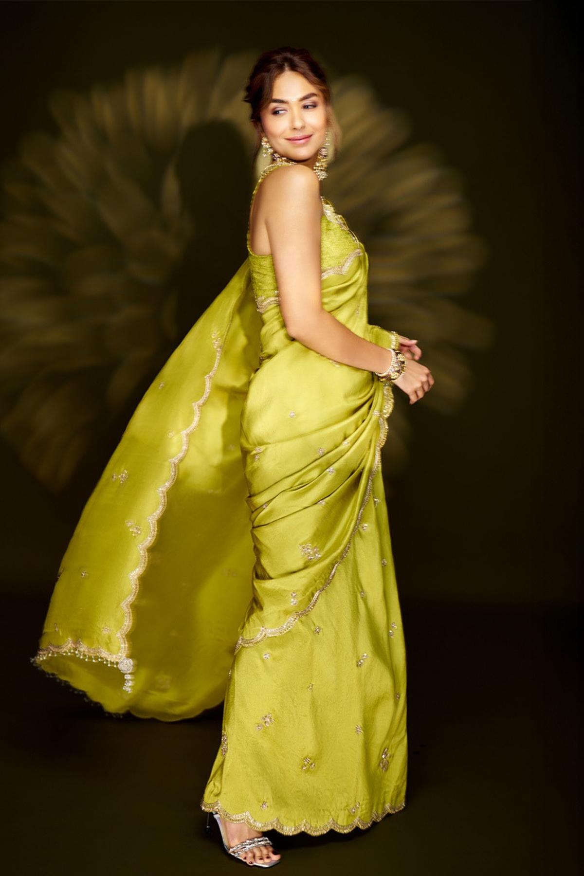 Mrunal Thakur in Rohini Saree Set