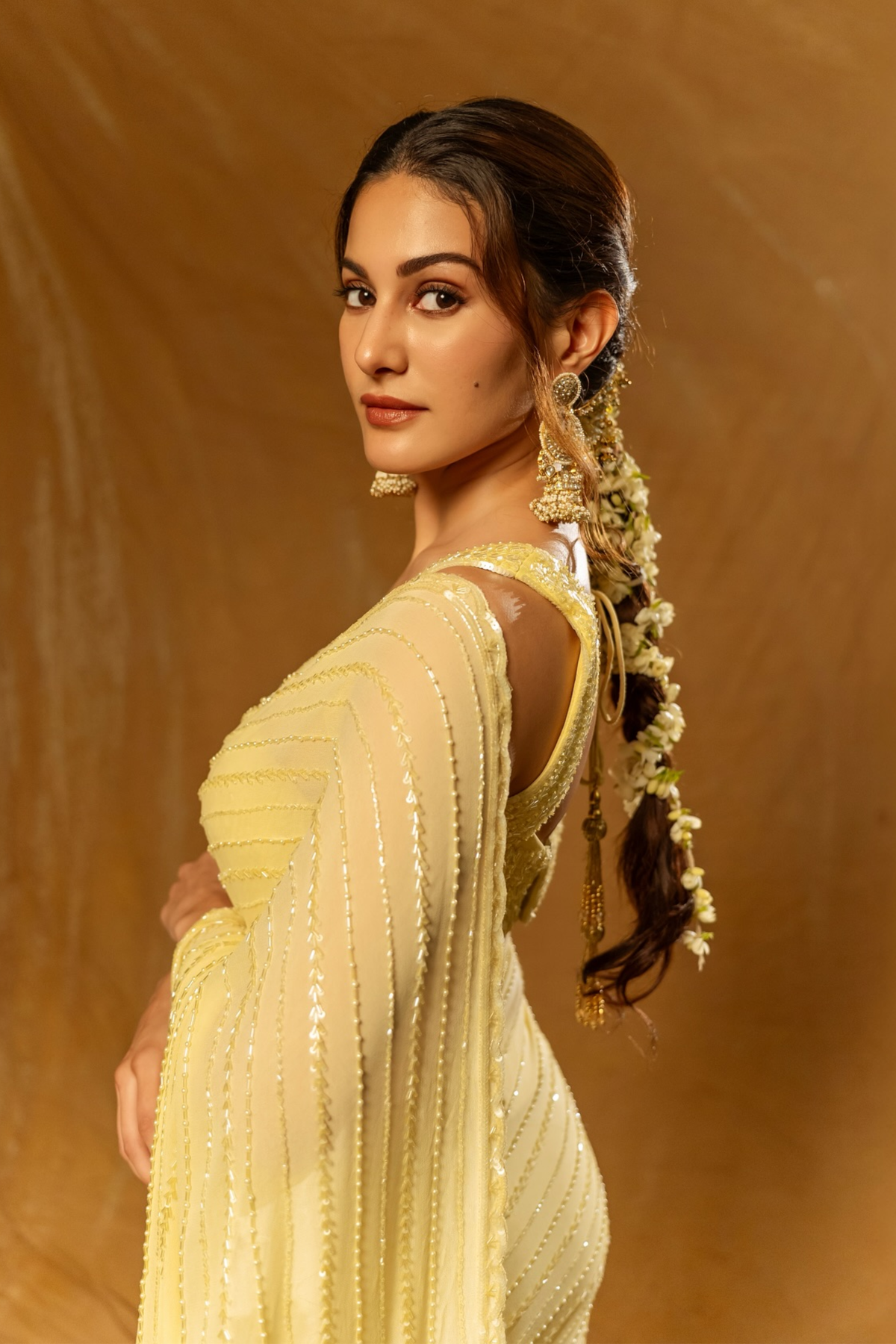 Amyra Dastur in Premya by Manishii