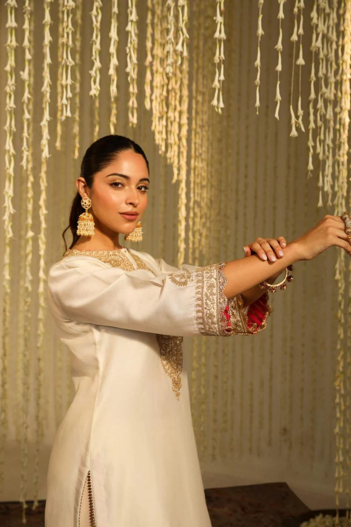 Enisa Daisy Ivory Kurta Set