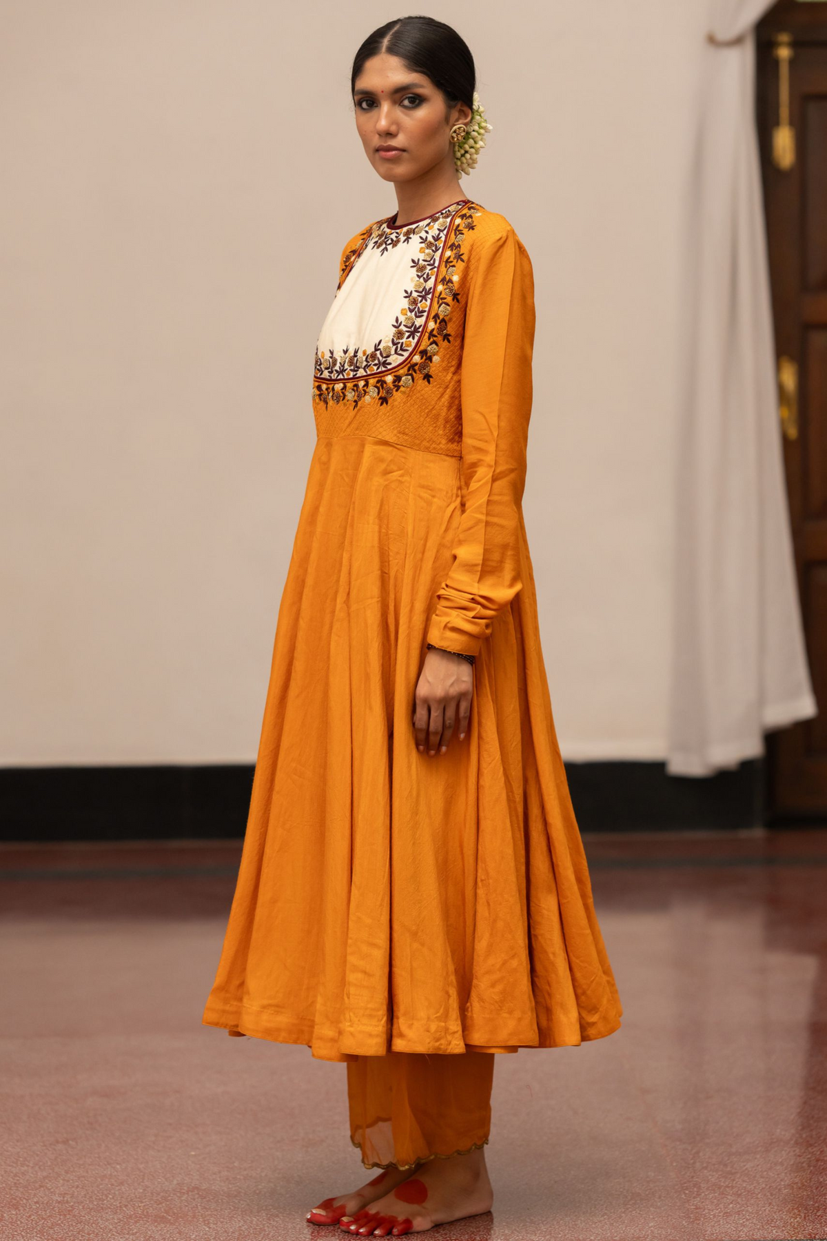 Himavati Anarkali Set