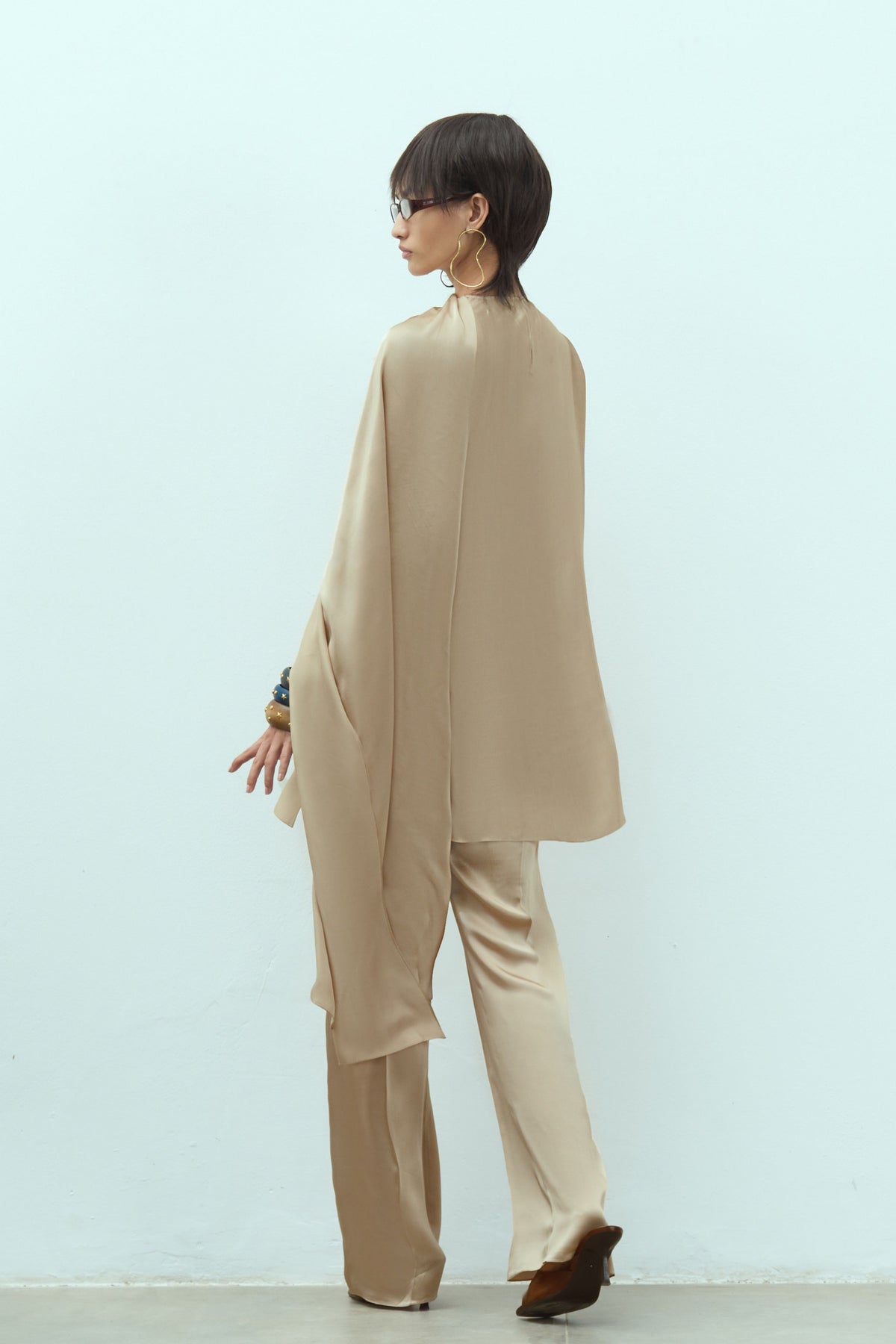 Tan Lilia Set