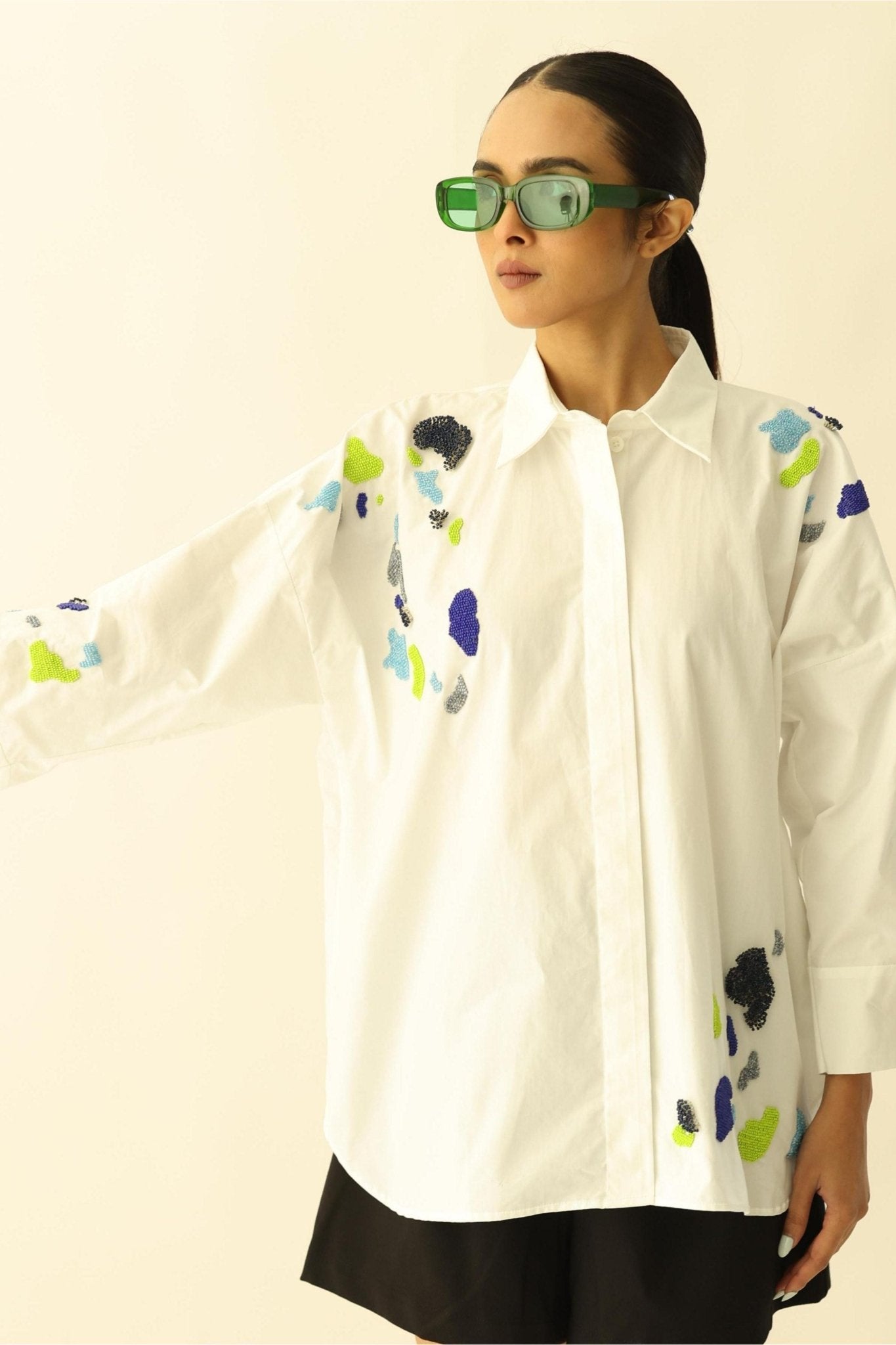 White Nebula Shirt - Studio Moda - Elahe
