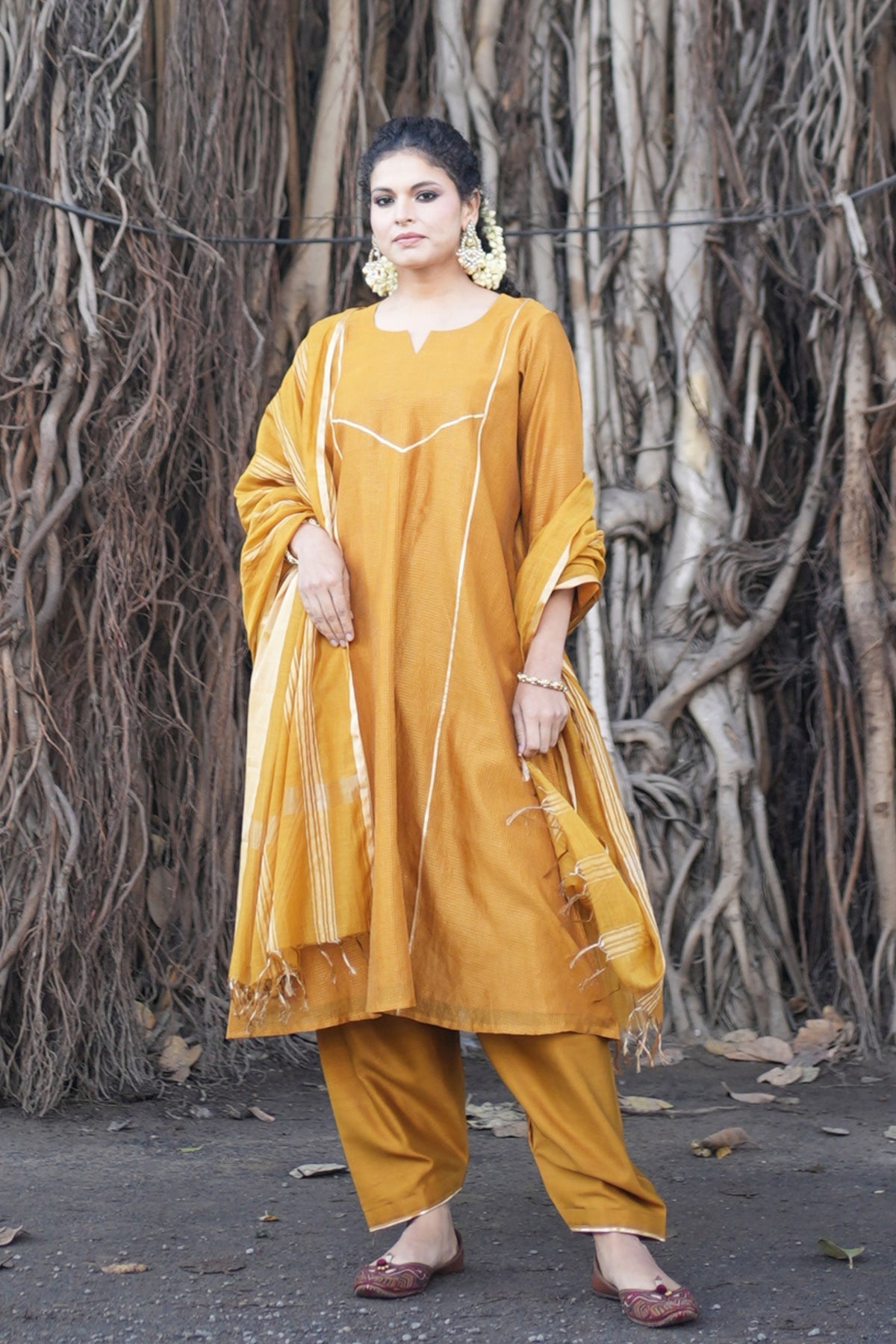 Bhanu Zari Stripe Kurta Set