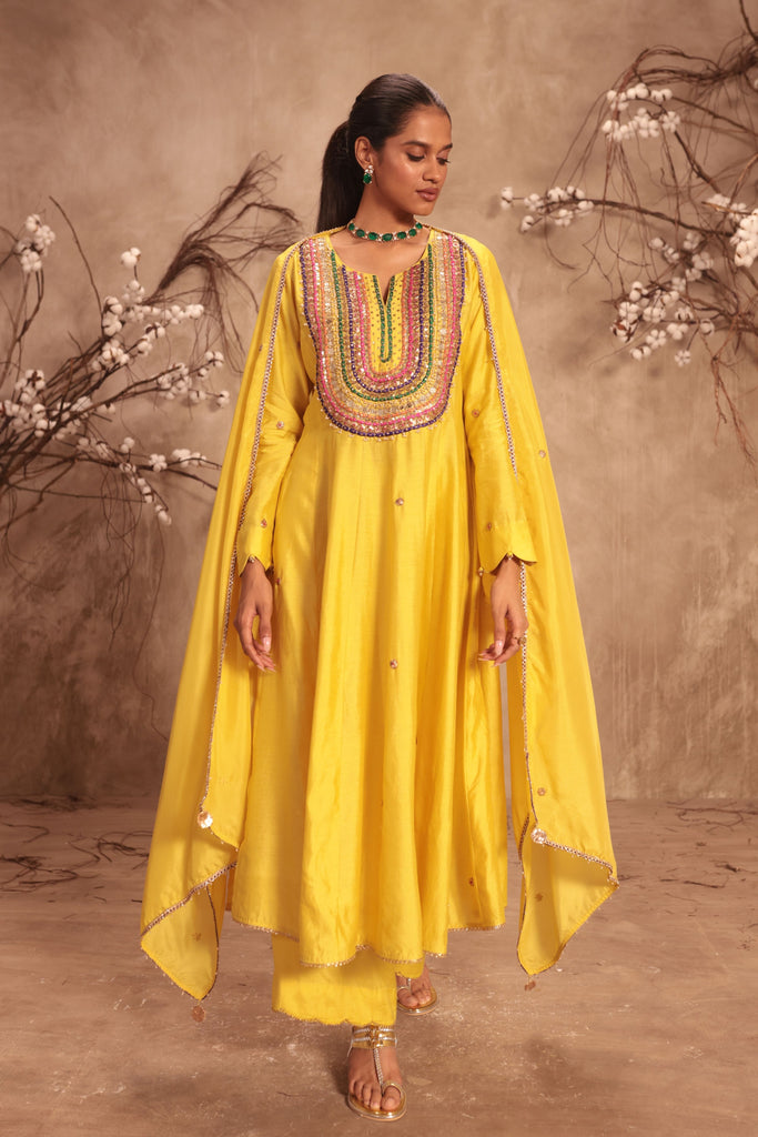 Niti Bothra Nazakat Yellow Anarkali Set Elahe1