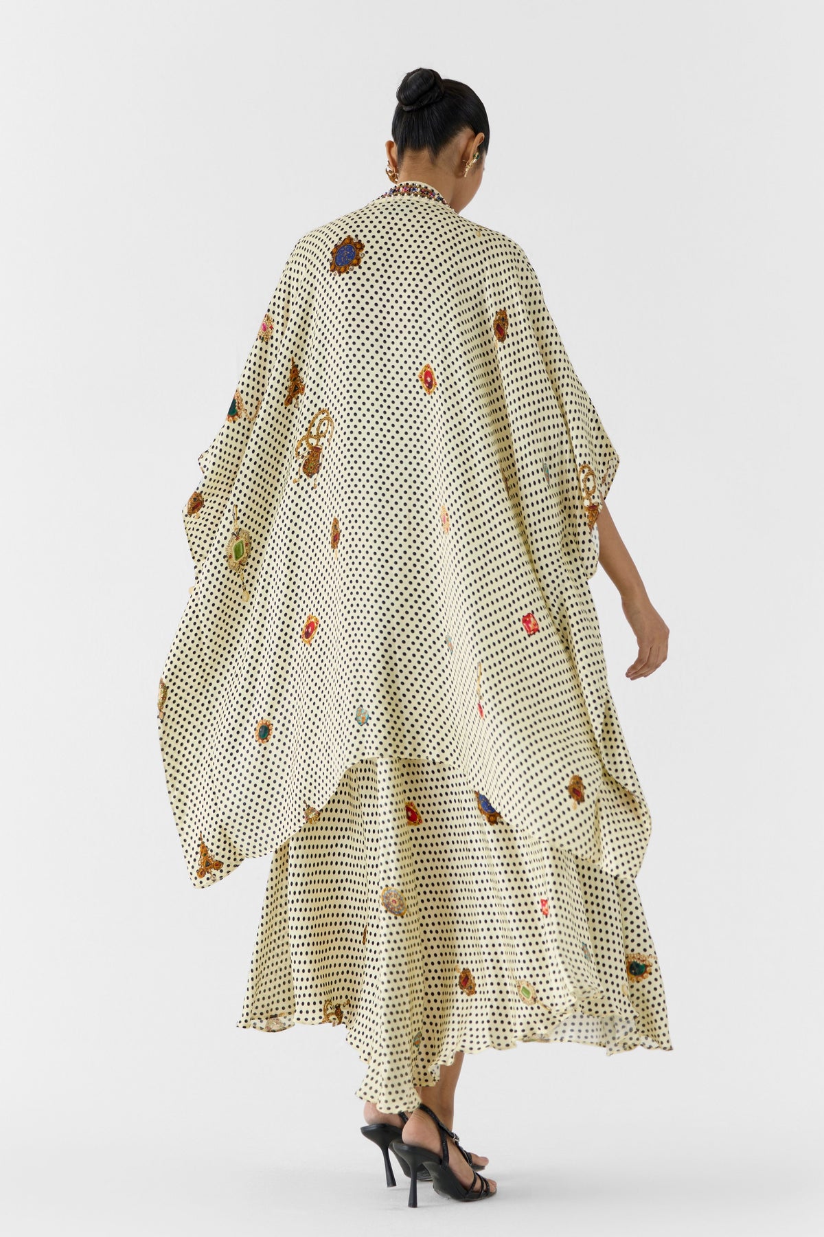 Pearl Cape Set