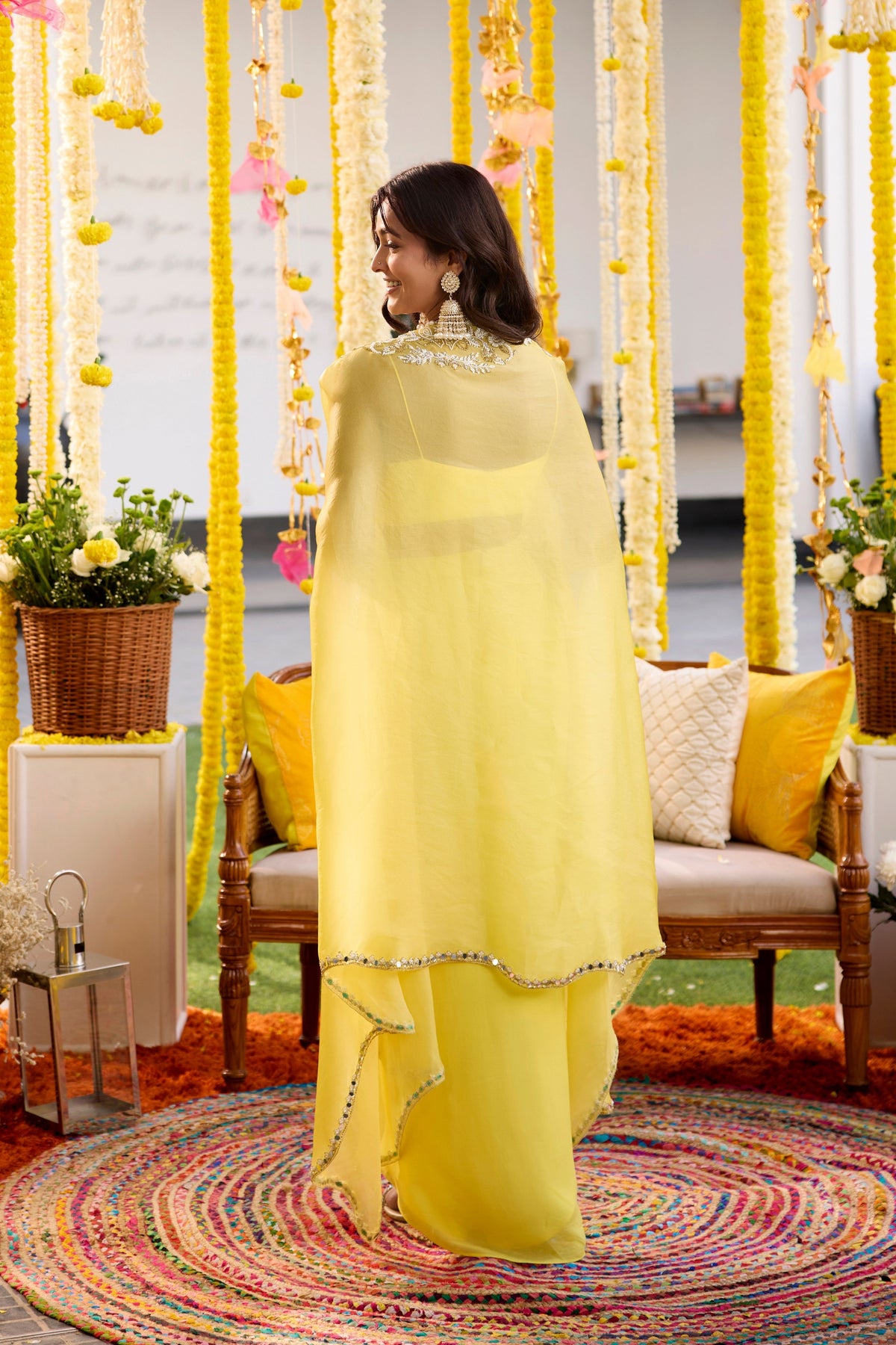 Yellow Cape Set