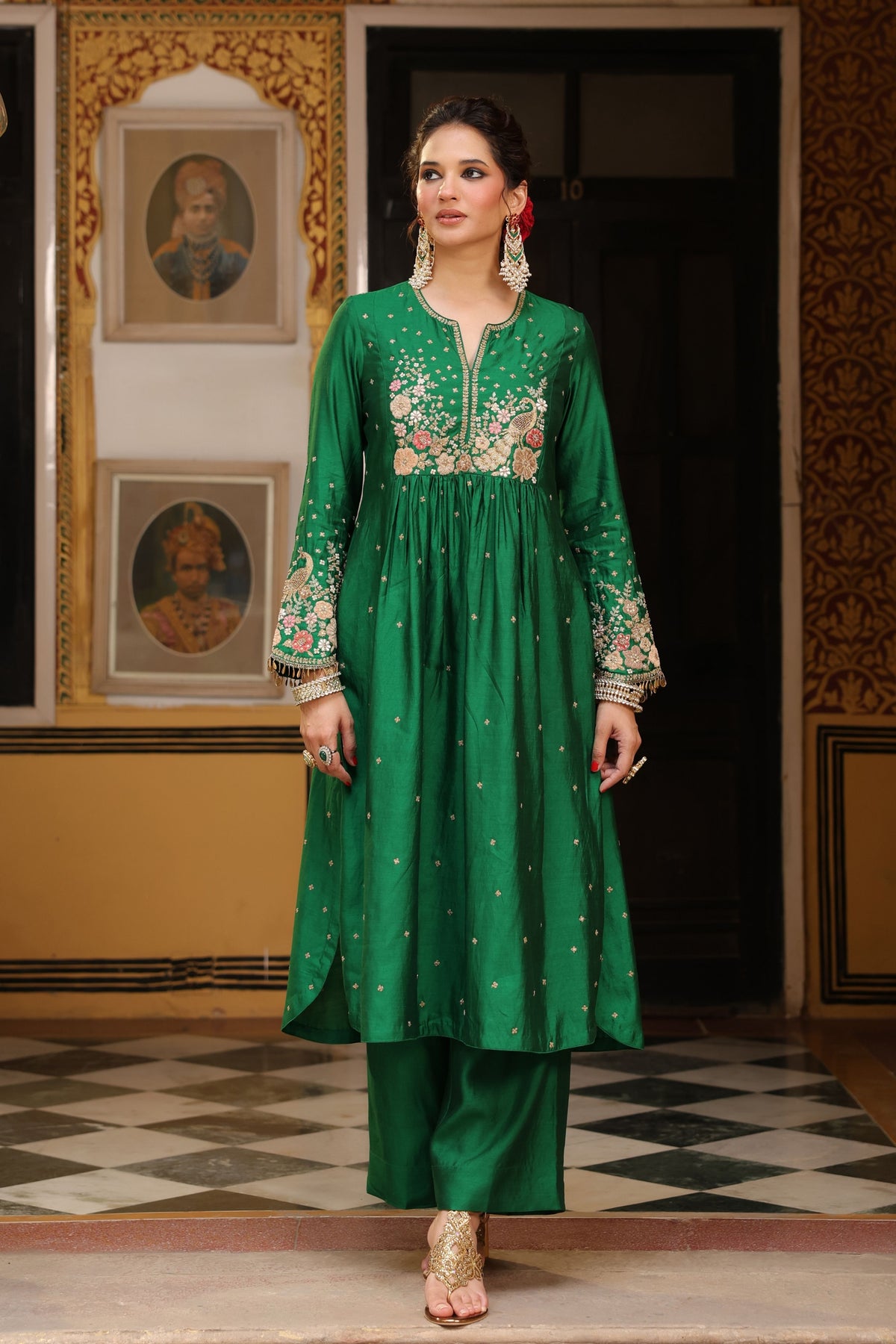 Green Ahista Mayur Kurta Set