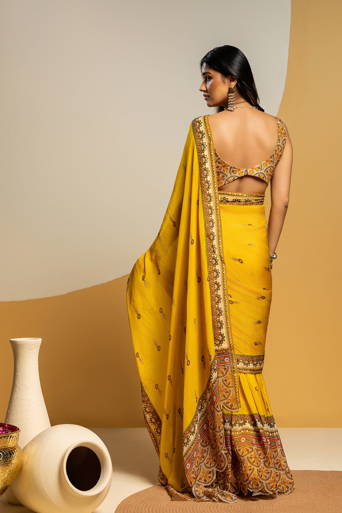 Taarani Pre-Stitched Saree Set