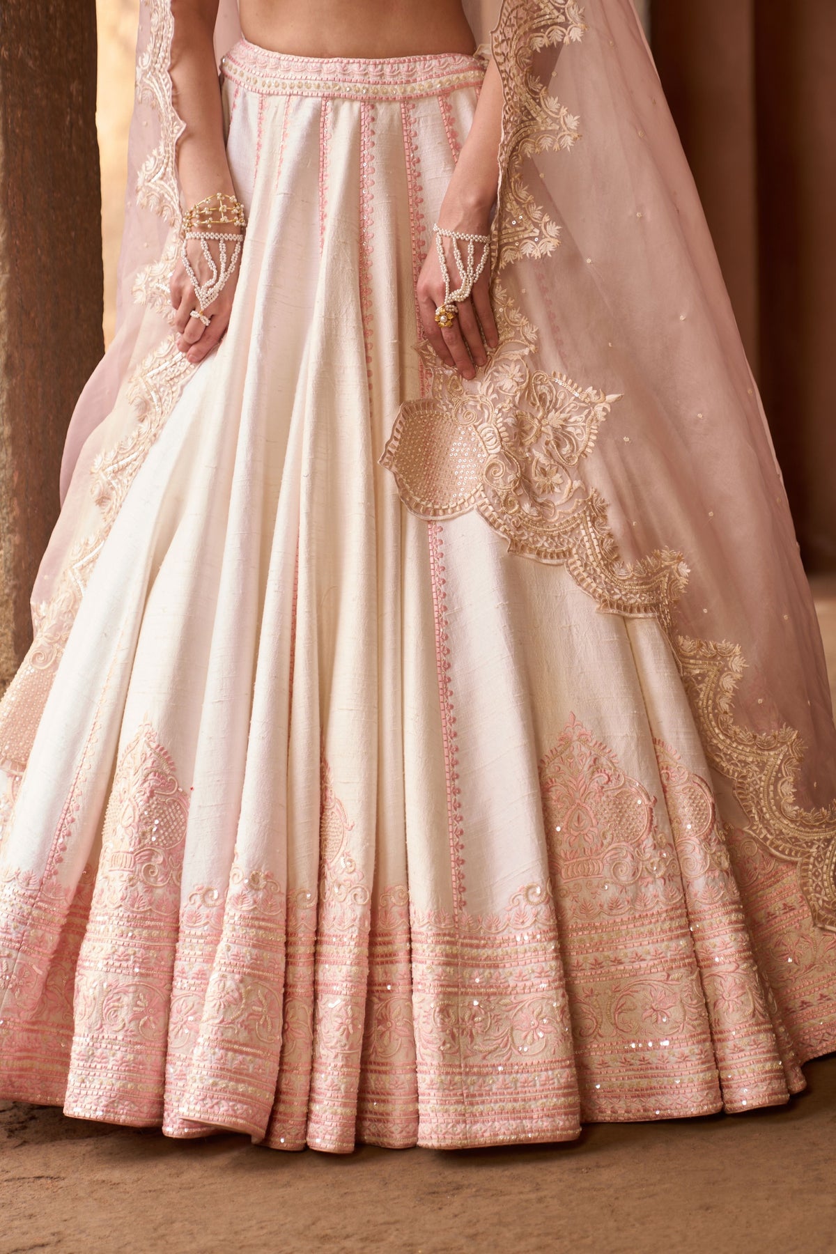Sayeeda Reham Gara Lehenga Set