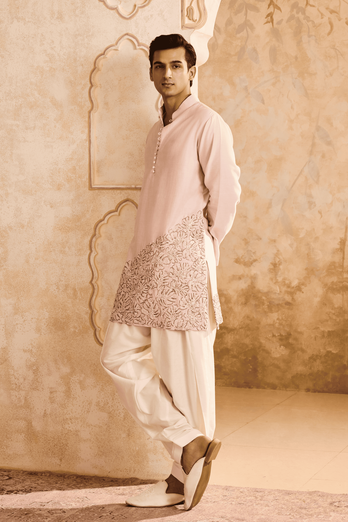 Embroidered Pink Applique Kurta Set