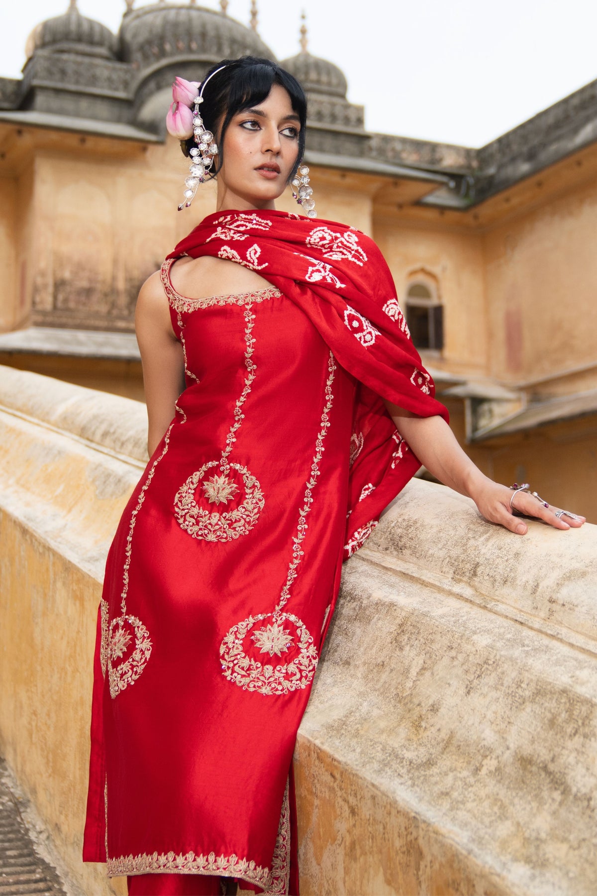 Strappy Gulaab Aur Kamal Suit