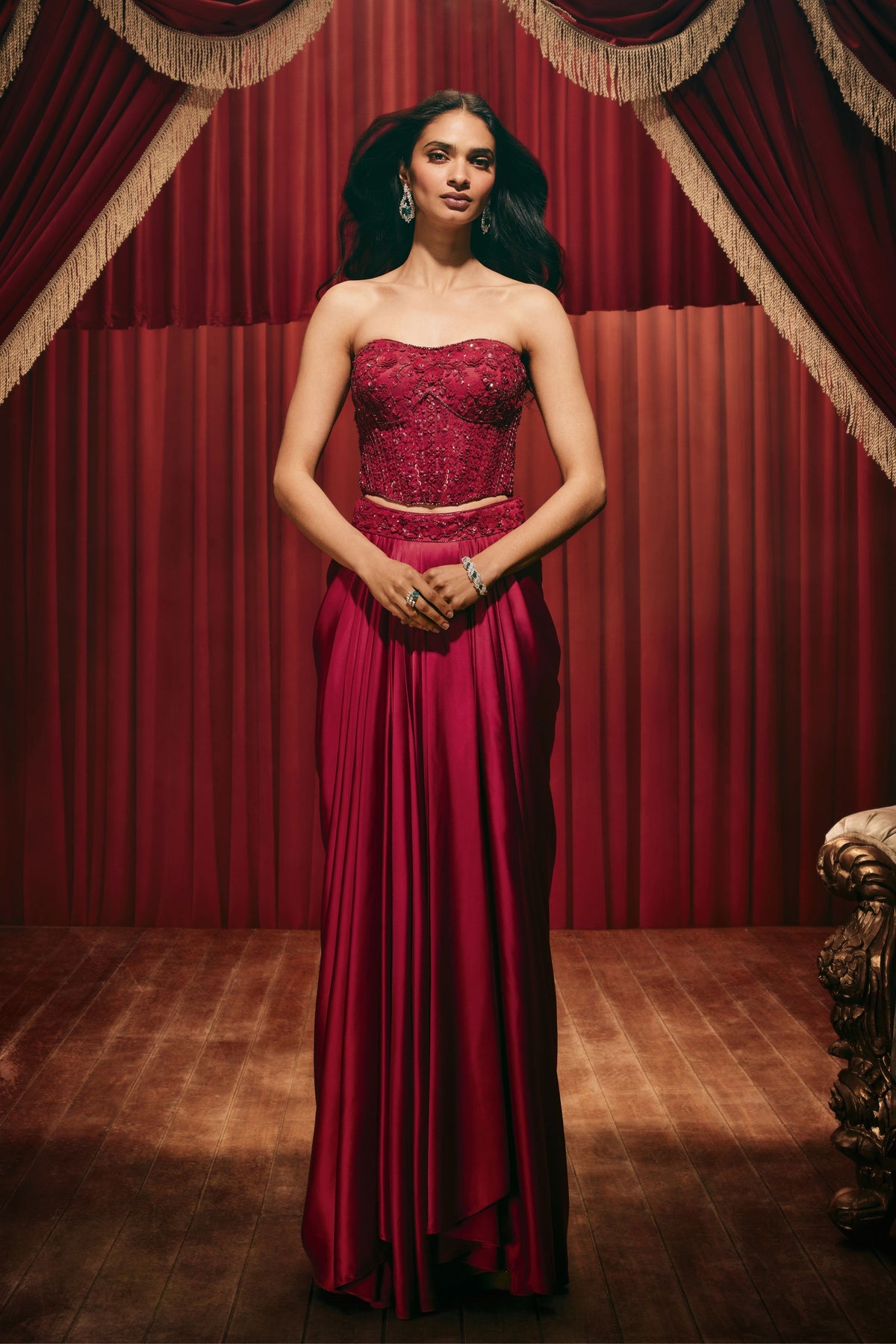Betsy Red Cape Set
