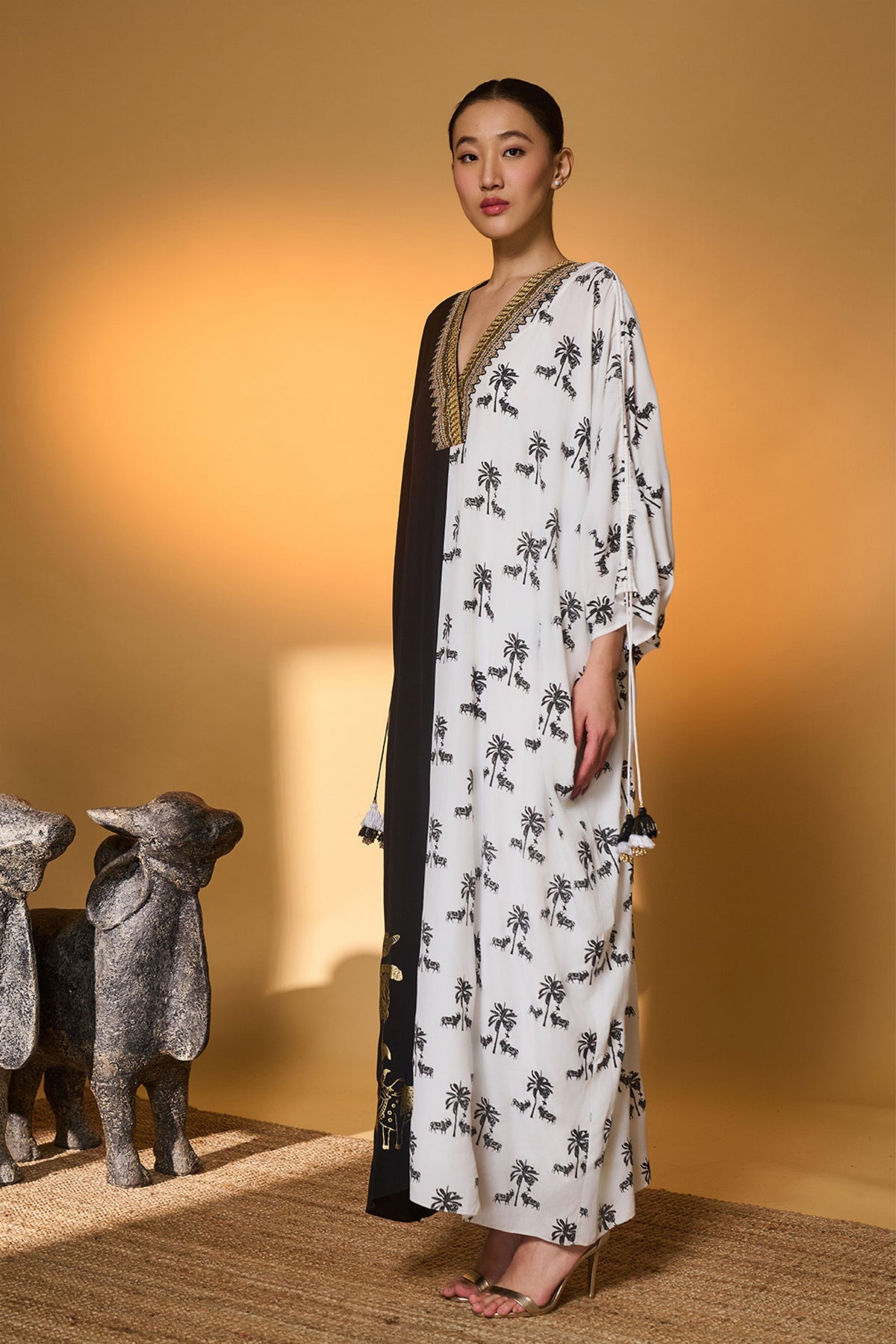 Black White Tropical Nandi Kaftan