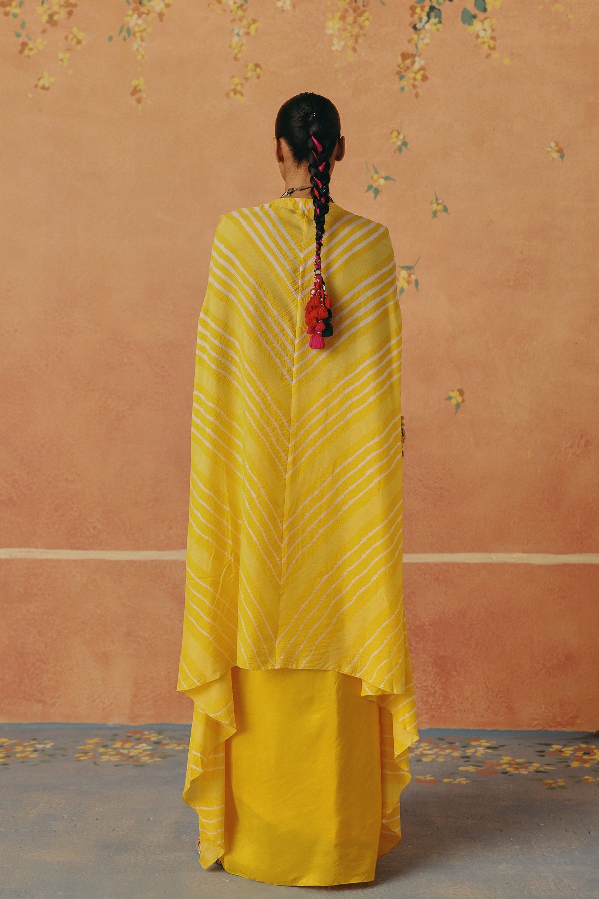 Peela Leheriya Kaftan Set