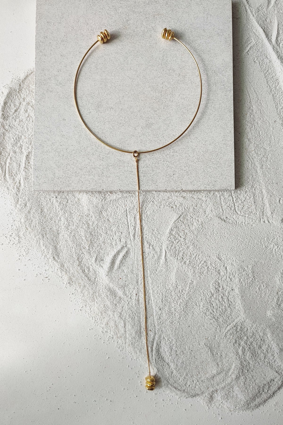 Luna Golden Choker