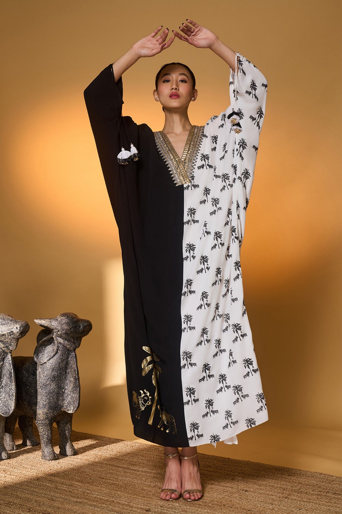 Black White Tropical Nandi Kaftan