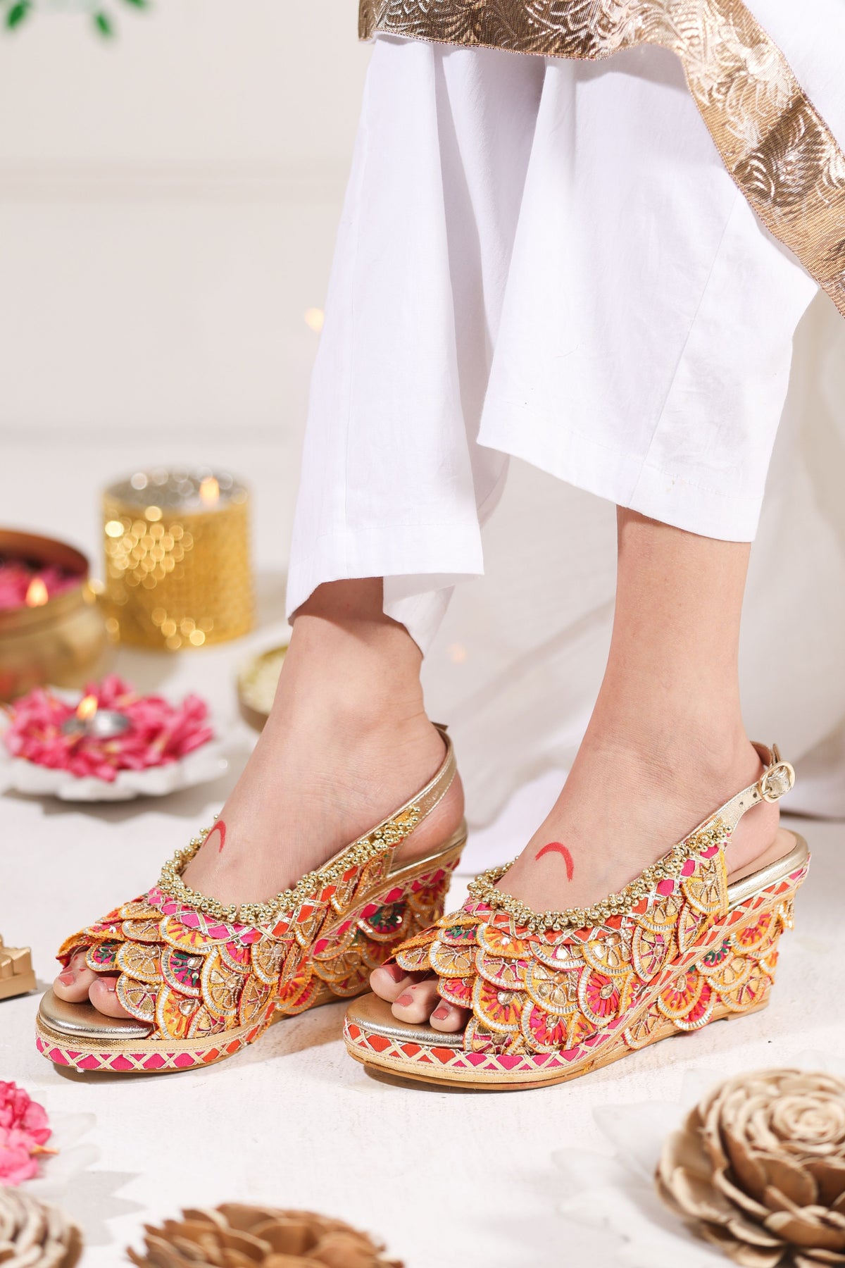 Akira Wedges