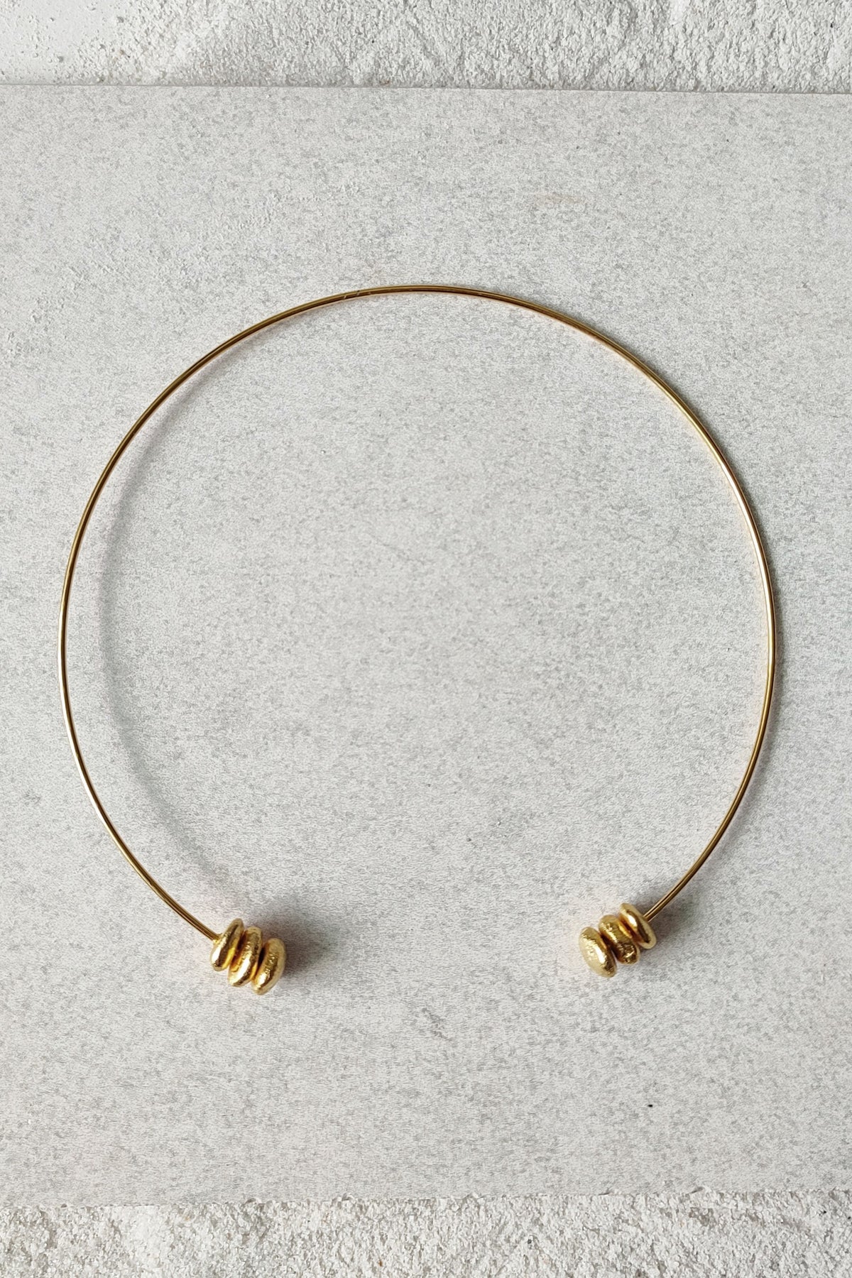 Luna Golden Choker