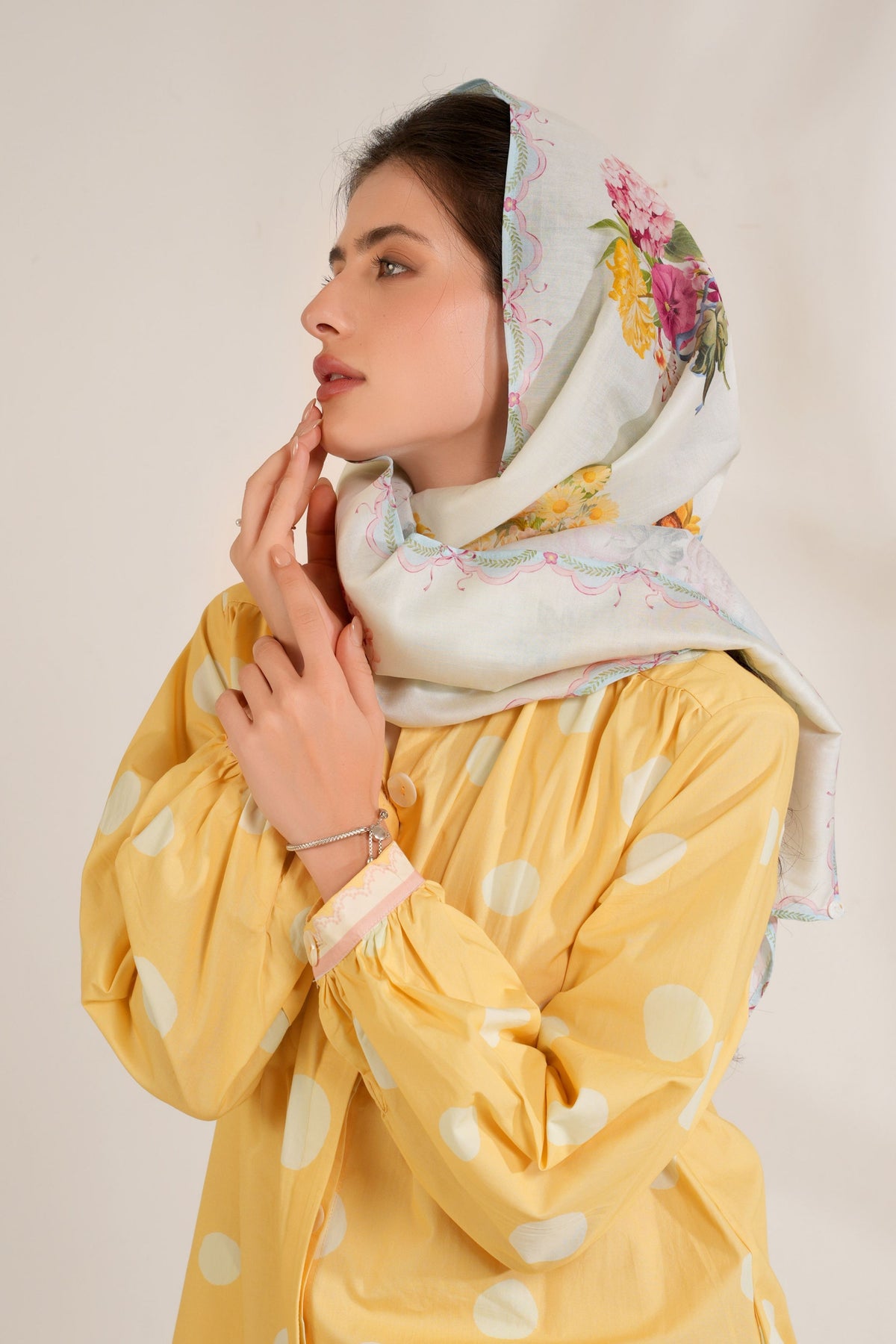 Ivory Stole