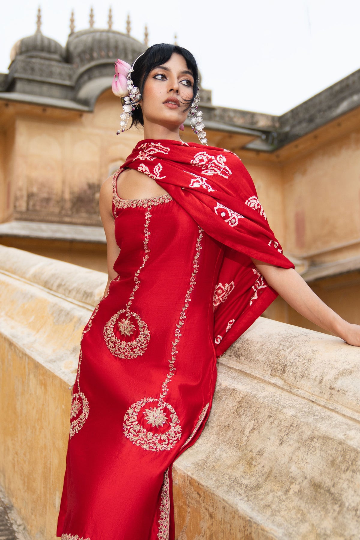 Strappy Gulaab Aur Kamal Suit