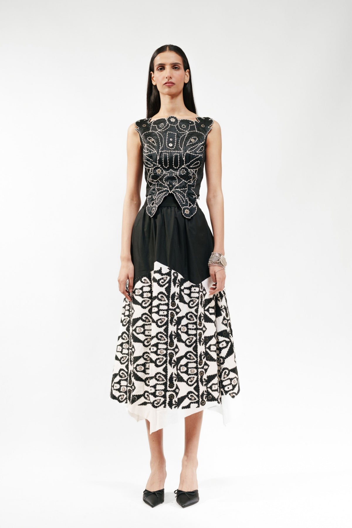 Monochrome Appliqué Skirt