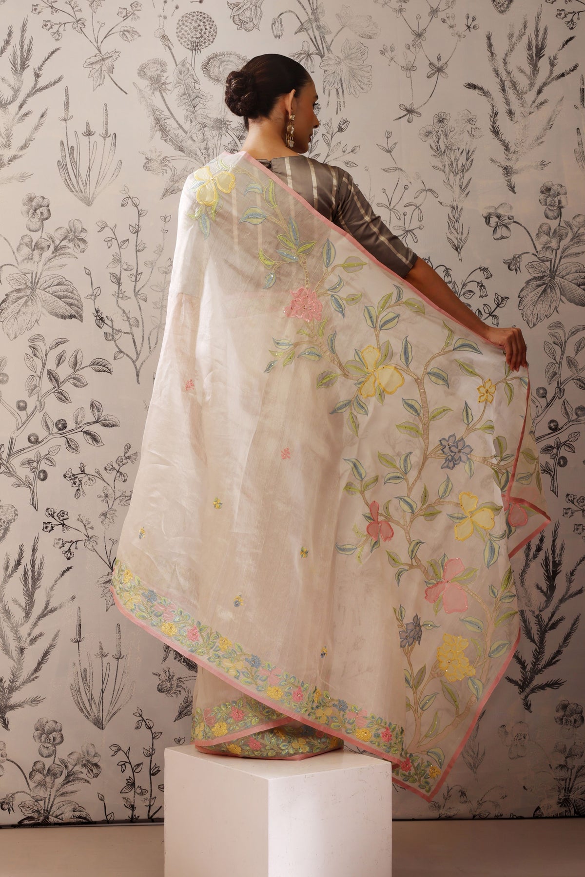 Latika Saree Set