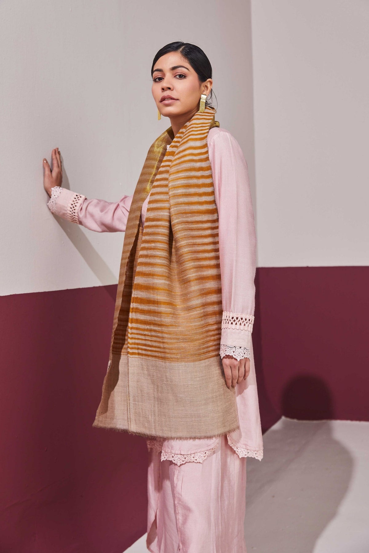 Ekkat Reversible Bronze Stole