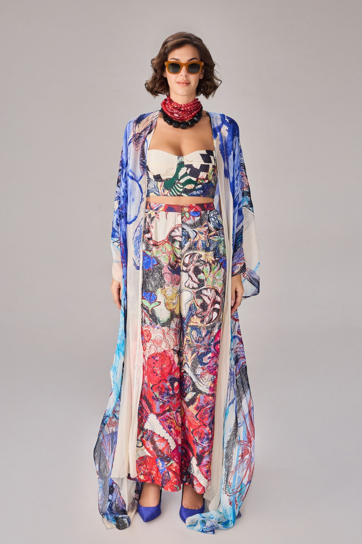White Prime Dolly Cape