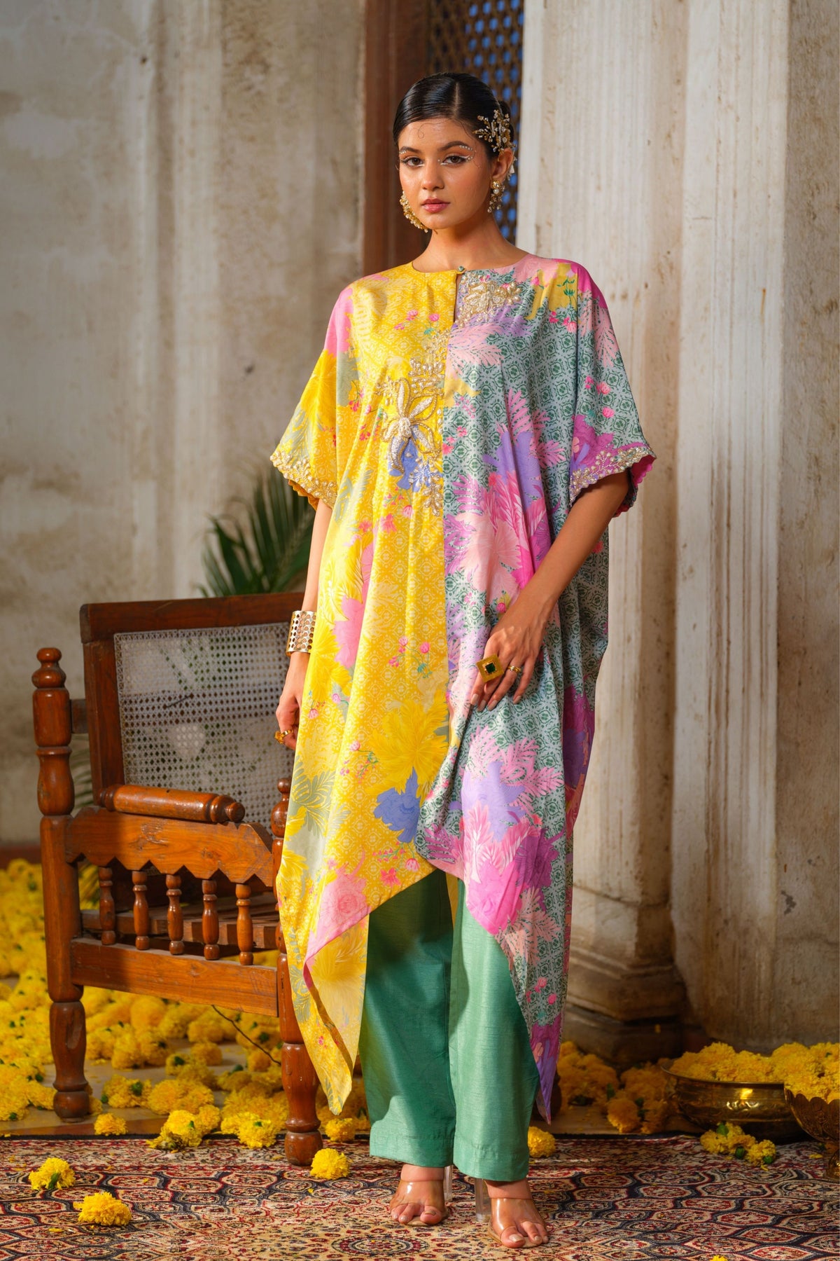 Genda Aira Kaftan Set