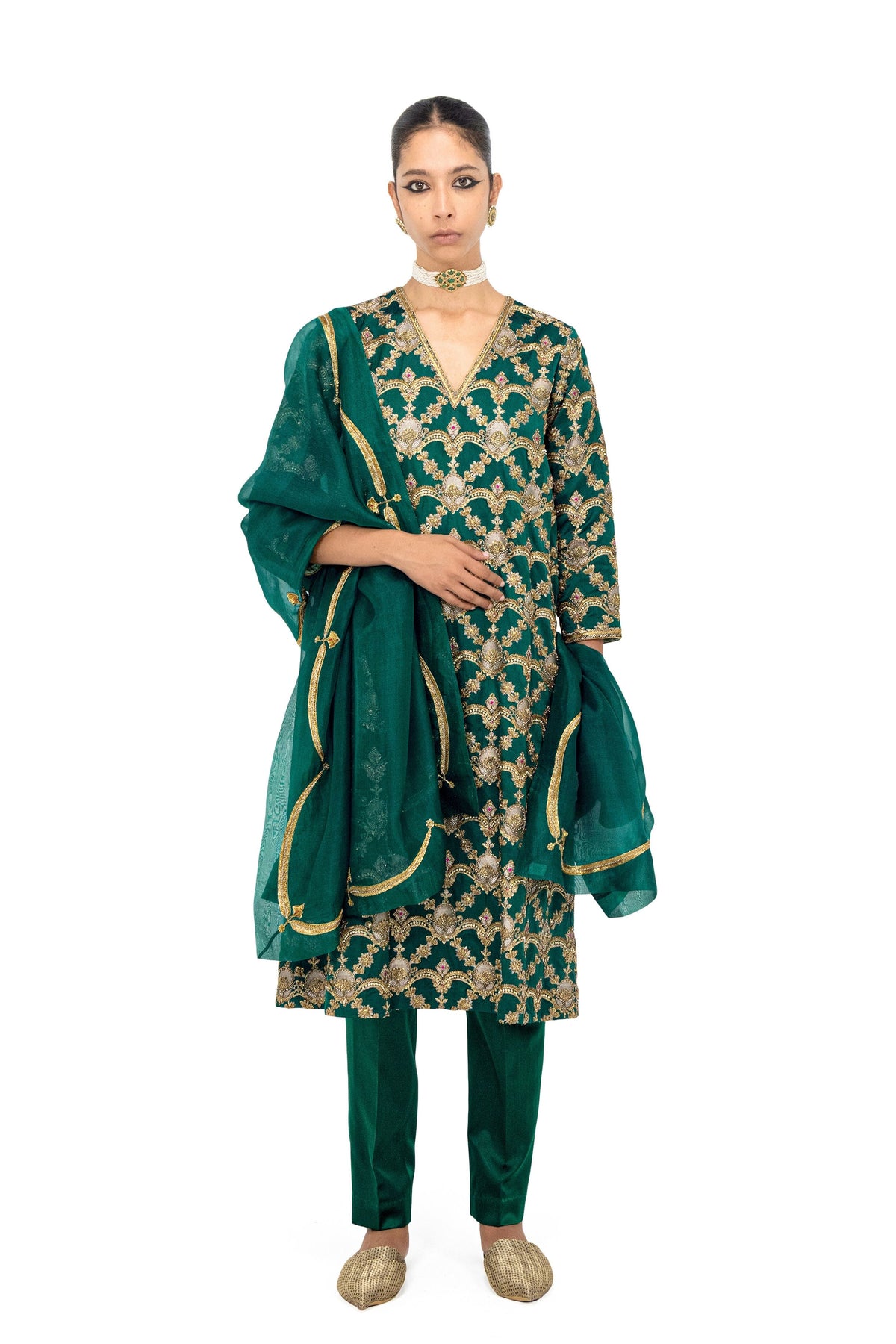 Basoba Nadbai Green Kurta And Pants