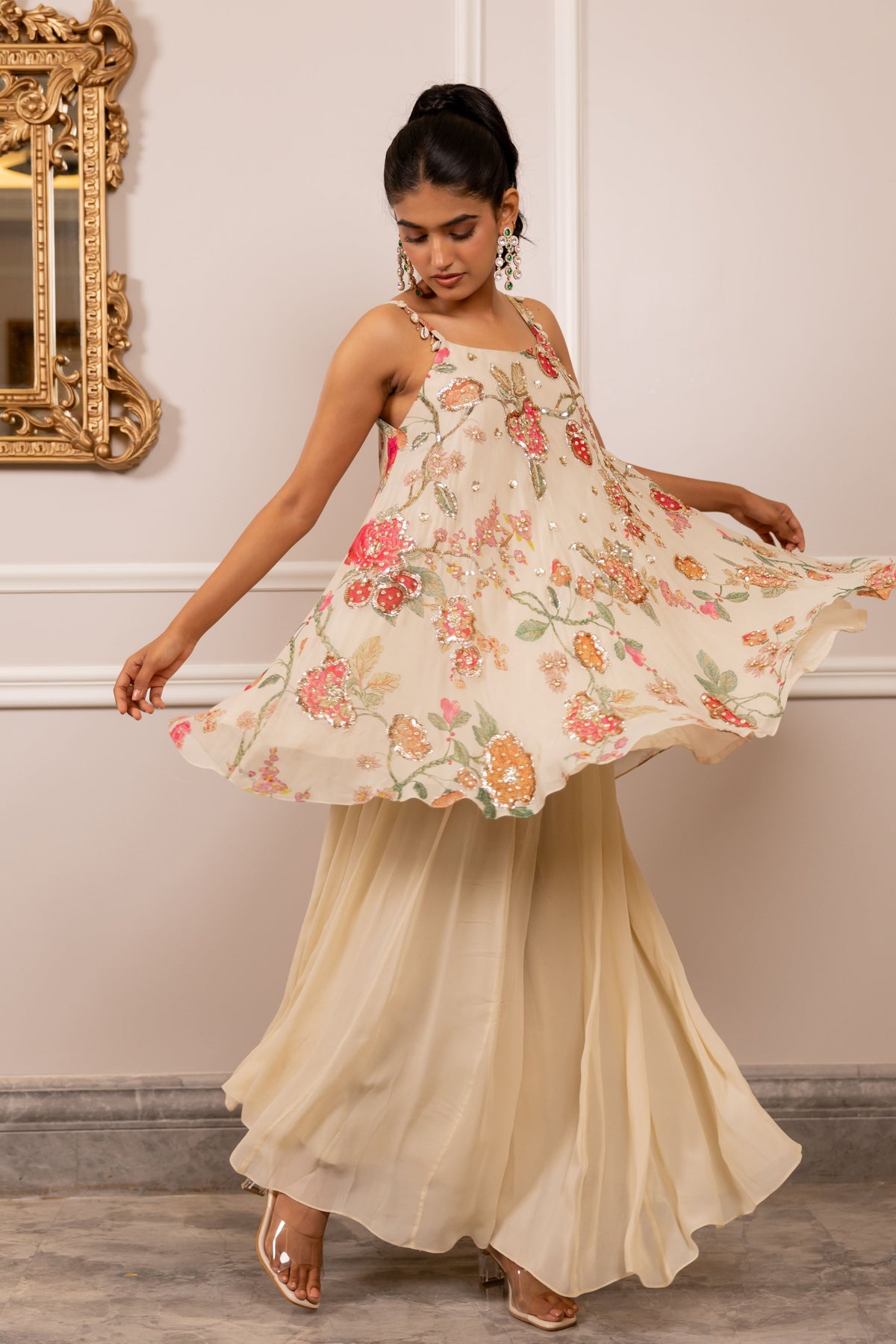 Heidi Sharara Set